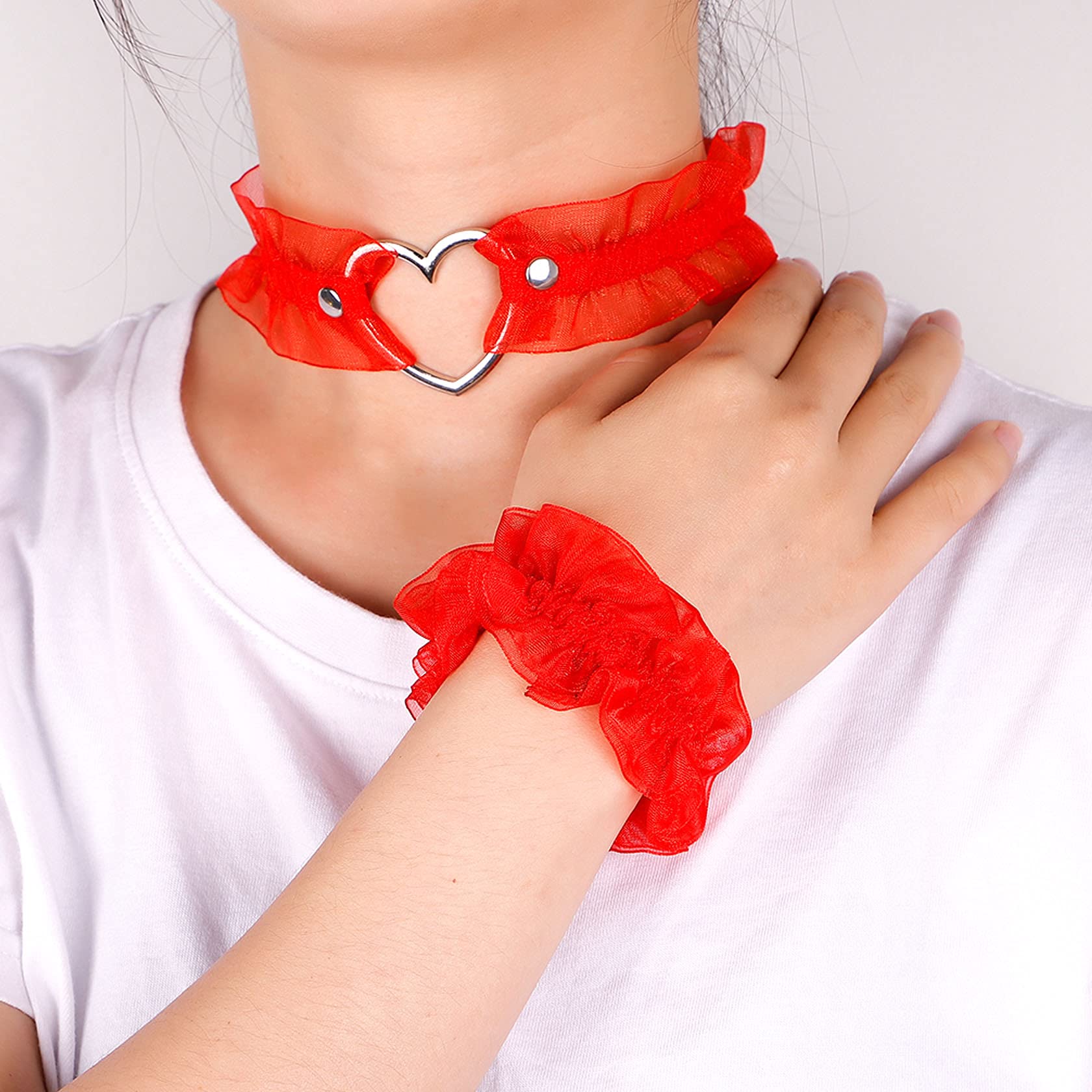 Eigso Velvet Gothic Garter for Women Heart Leg Ring with Rivets Elastic Lace Bracelets Choker Set