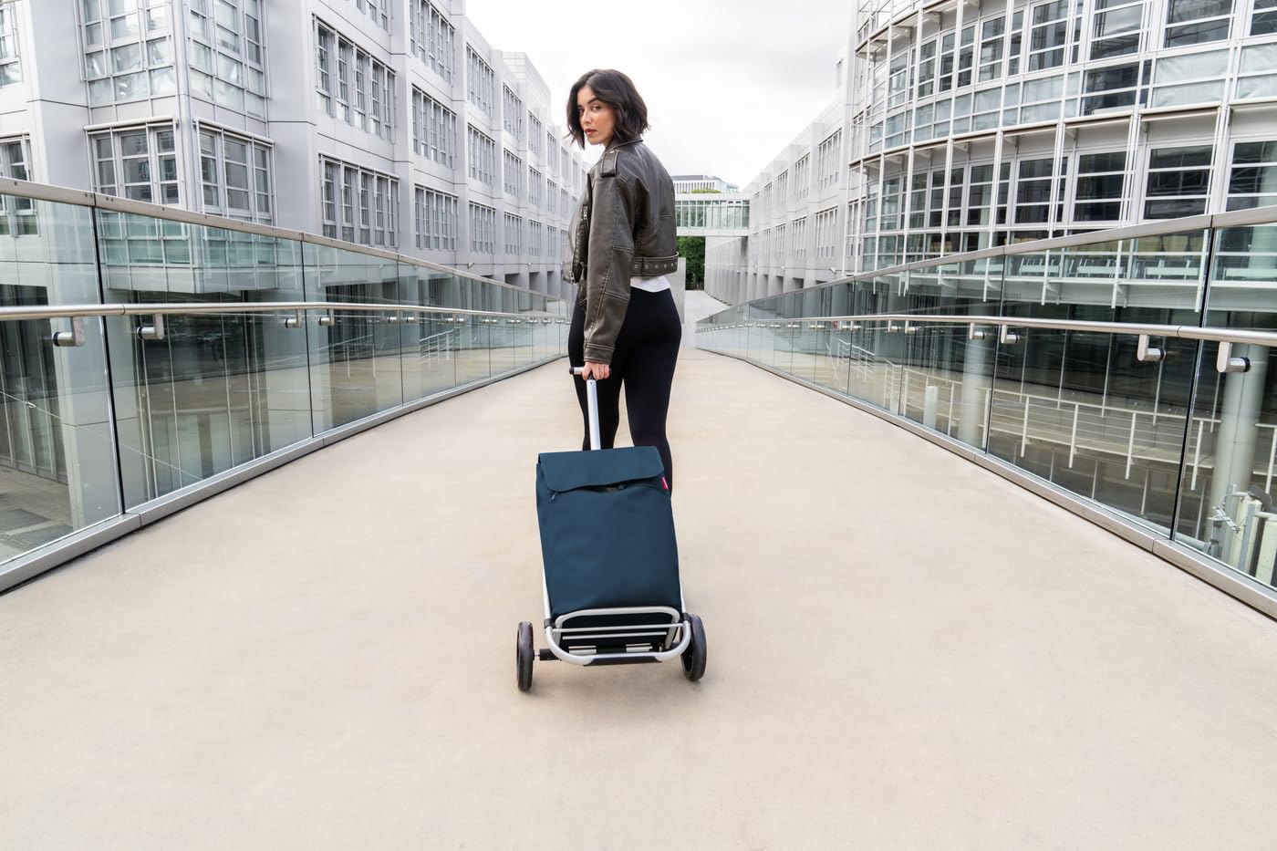reisenthel Shopping Trolley Dark Blue – Trolley leggero e spazioso per la spesa settimanale