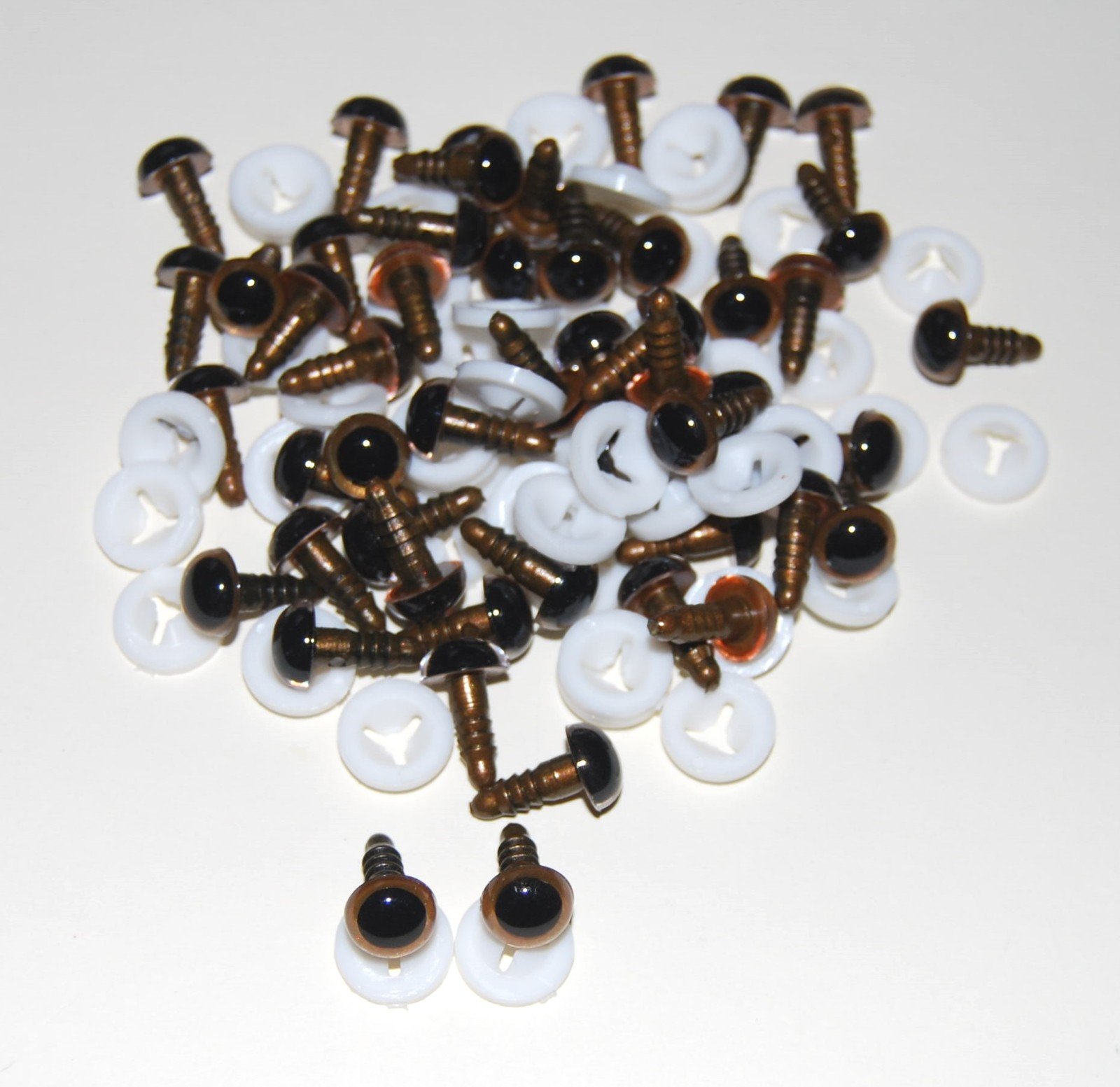 celloexpress Safety Eyes for Soft Toy or Teddy Bear Making - 10mm GLASS LIKE Light Brown Eyes with Plastic Backs - Pack of 50 Pairs