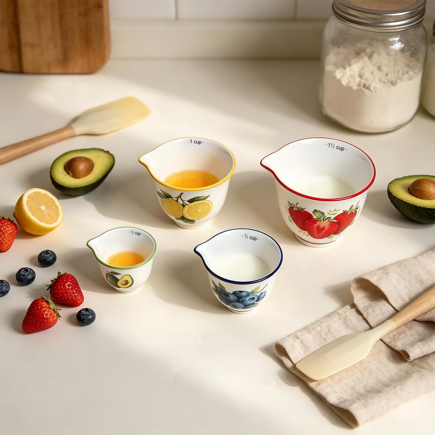 Sizikato Set di misurini in ceramica per cucinare e cuocere, set da 4 pezzi, simpatici motivi di frutta