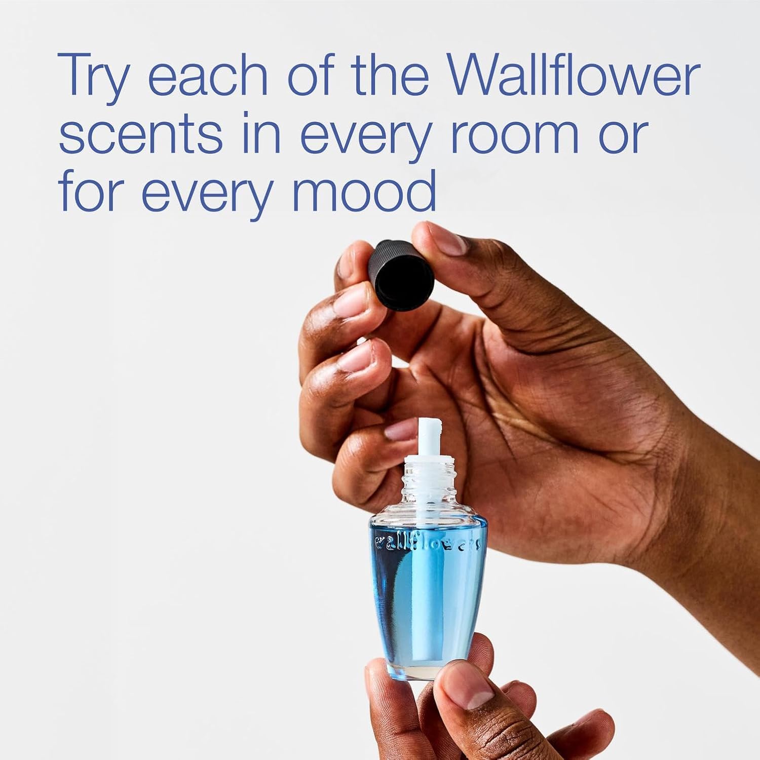 Bath & Body Works Fresh Linen Wallflowers Refills - Plug-In Air Freshener Refill for At-Home Use - Always-On Fragrance -Natural Essential Oils - Room-Filling Fragrance - Thoughtful Gift - 3-Pack