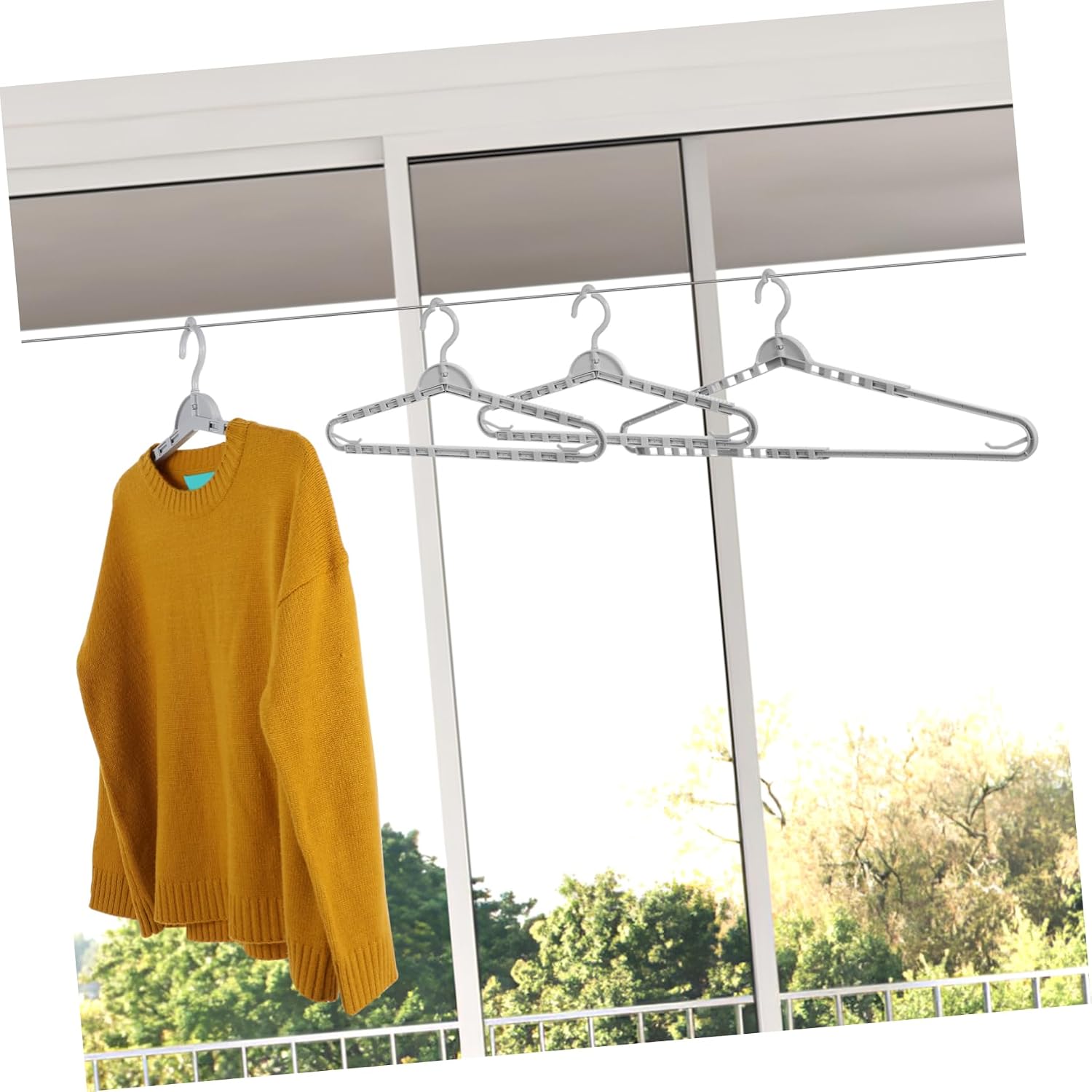 Multi-Functional Extra Wide Hangers 4 Pcs Retractable for Drying Sheets Clothes Towels