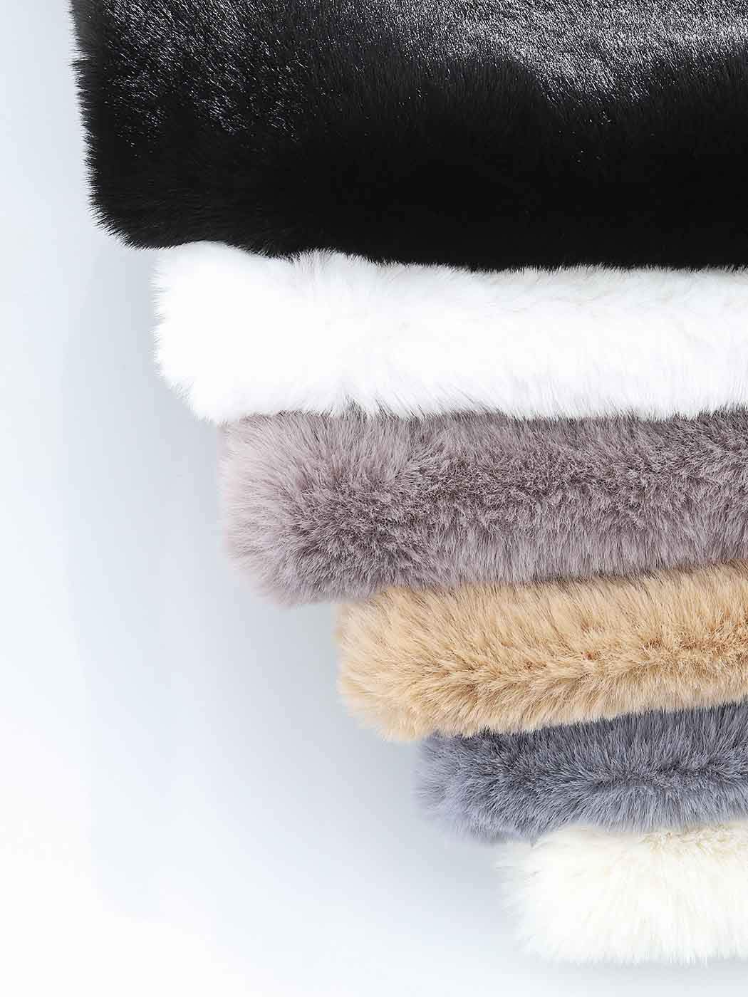 Schal und Stola aus Kunstfell, für Hochzeiten und als Winterschal für Damen und Mädchen, weiß/schwarz, One size