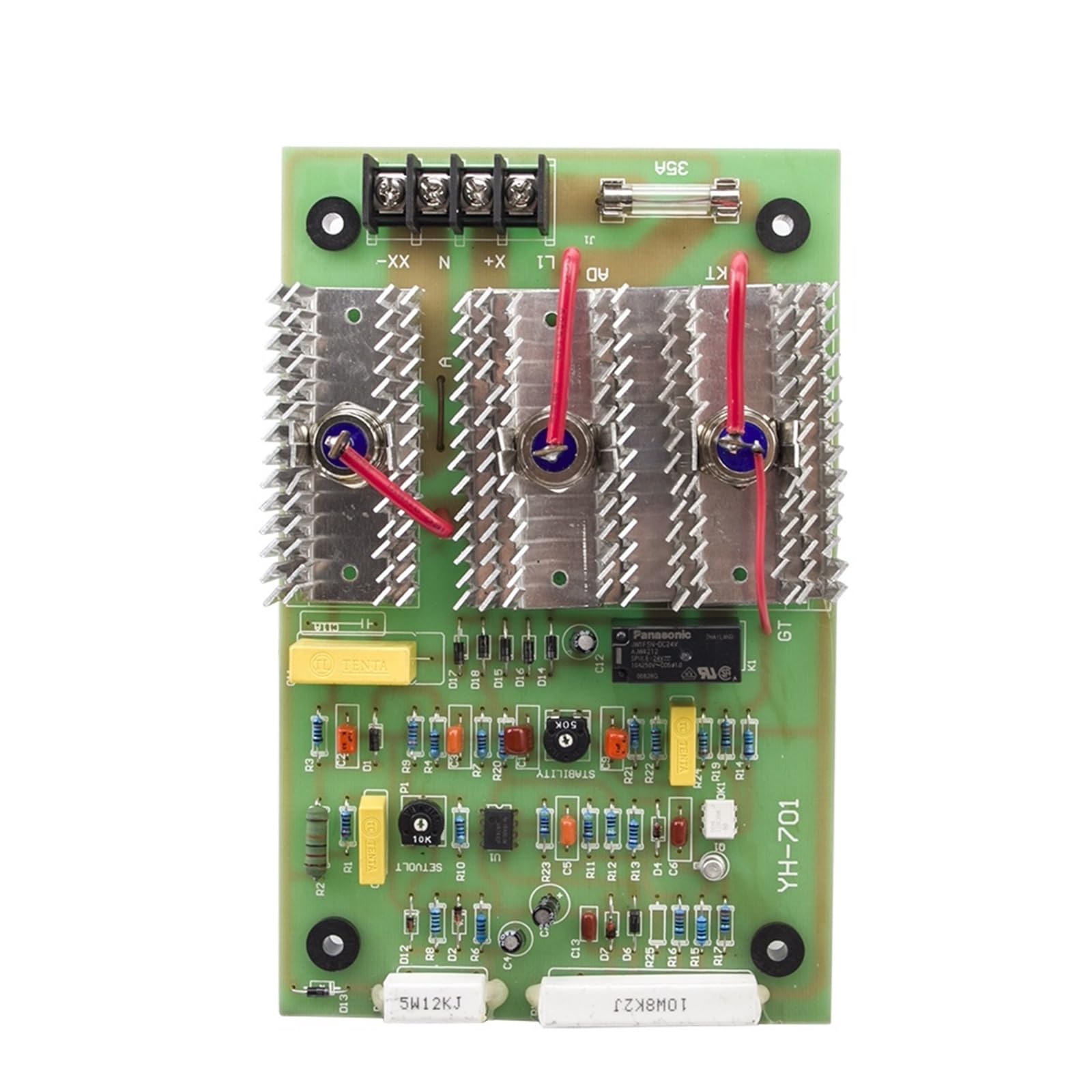 YH-701 Automatyczny regulator napięcia 701 703 704 PCB PC Board Generator Automatyczny regulator napięcia Stabilizator Moduł sterujący Części do uniwersalnych zespołów prądotwórczych (AVR 704)