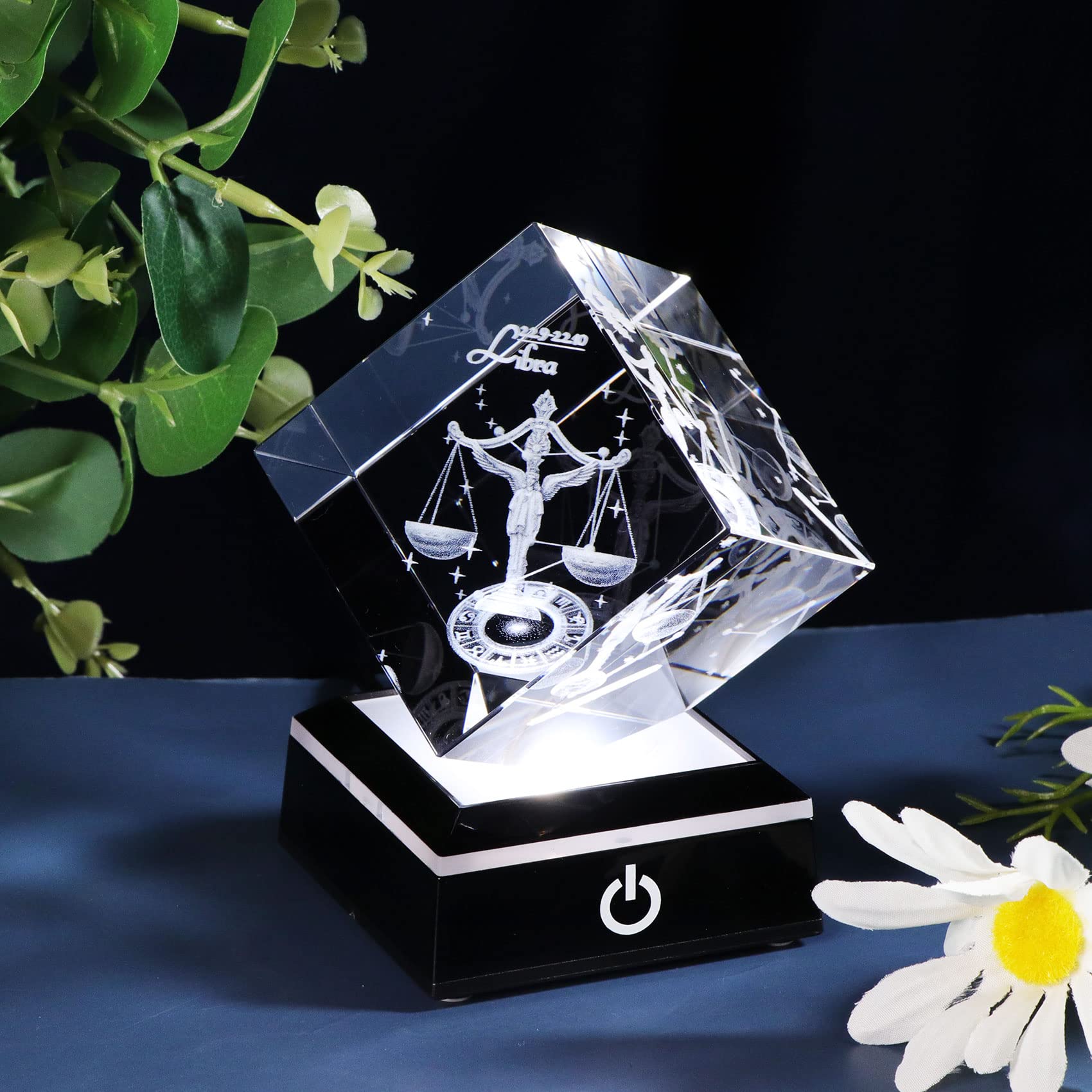 天秤デザイン クリスタルオブジェ 箱付き クリスタル 天秤オブジェ - メルカリ