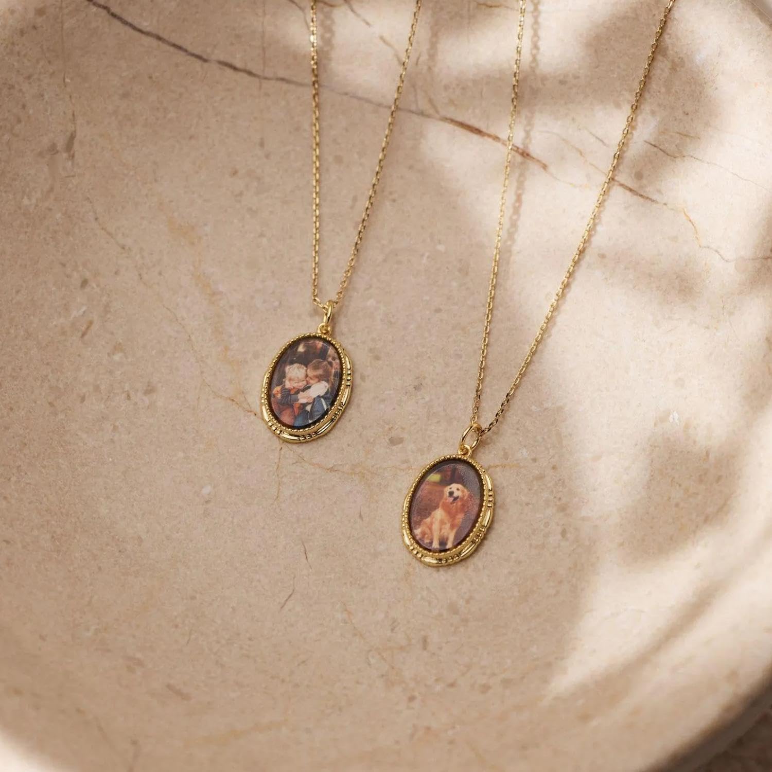 Personalized Photo Pendant Necklace for Women, Custom Picture Jewelry with 18K Gold Plating, Handmade Photo Necklace for Mom, Bridesmaid, Girlfriend, Birthday Christmas Gifts