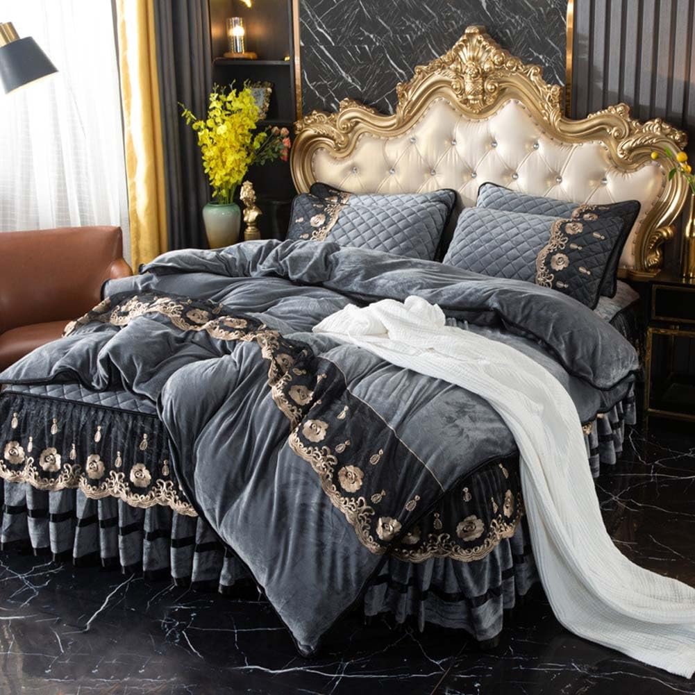 Cubrecama con volantes de encaje para un dormitorio acogedor y romántico estilo colonial