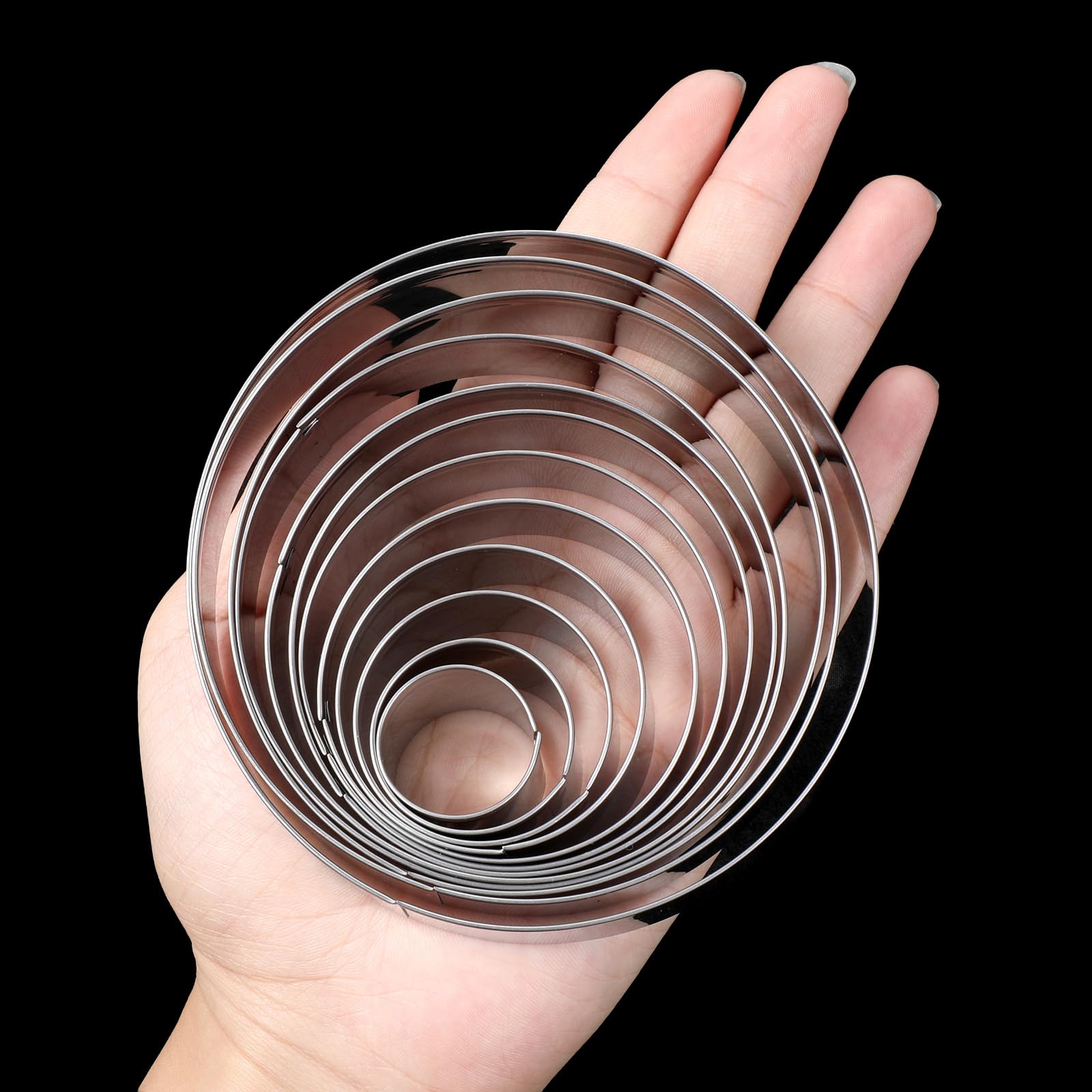 KALIONE Ronde koekjessnijder, 4 stuks, roestvrij staal, 4 maten KALIONE Ronde koekjessnijder, 4 stuks, roestvrij staal, 4 maten