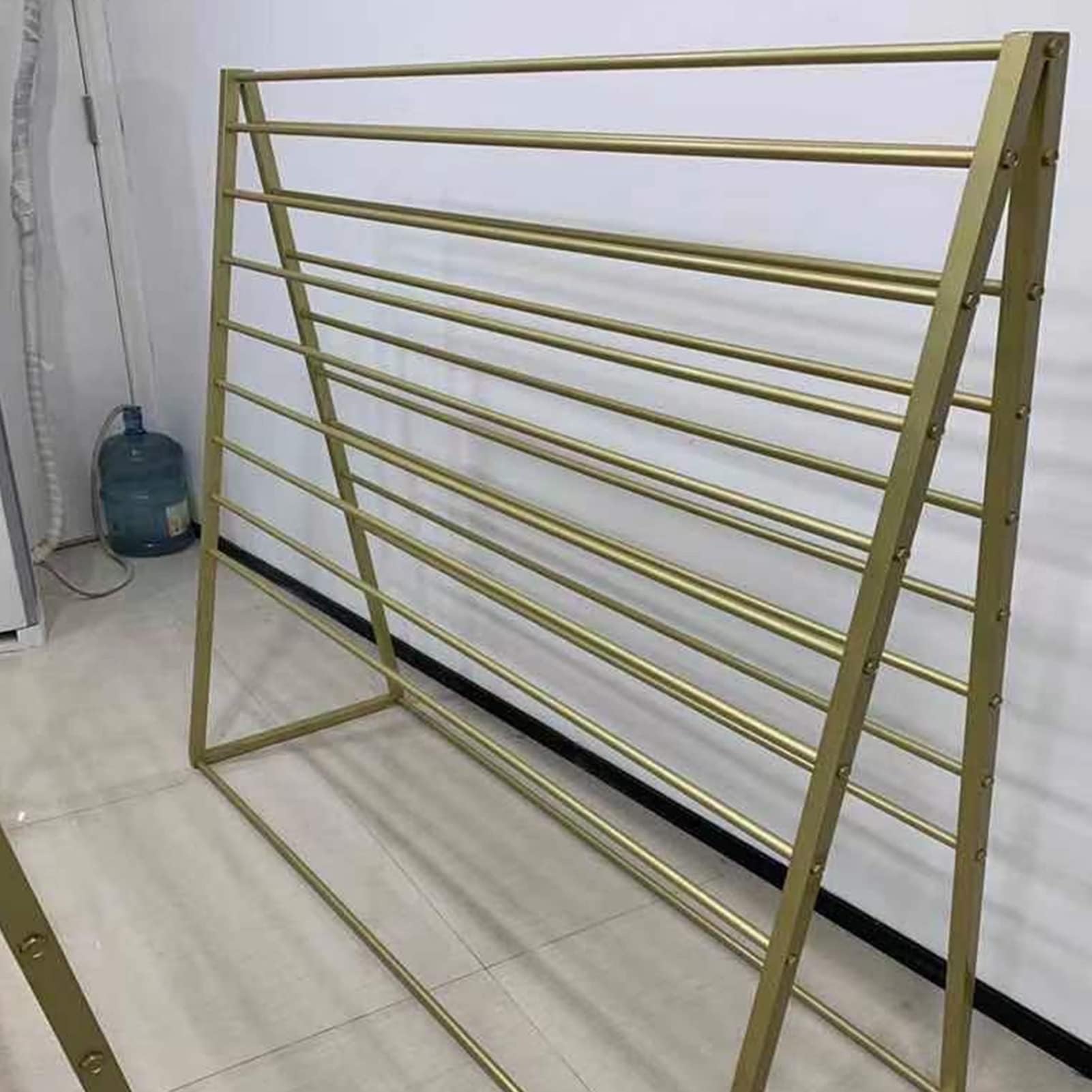 Exhibidor de Bufandas de Doble Cara de Metal exhibir Bufandas, Toallas, pañuelos para la Cabeza, Mantas, etc. - Estructura metálica Resistente con Ganchos para Colgar Trajes,