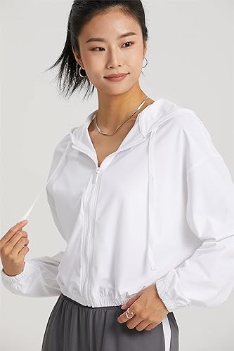 Vista 2 de altiland Chaqueta recortada con protección solar UPF 50+ para mujer, con cremallera, camisa de enfriamiento para entrenamiento atlético, sudadera