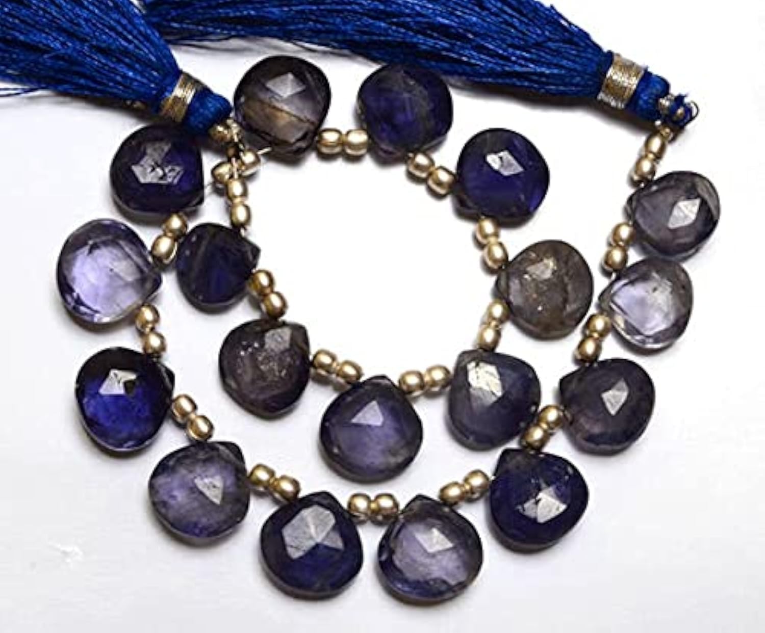 Iolite en perles coeurs facettés pour concevoir vos colliers d'été et bijoux de vacances