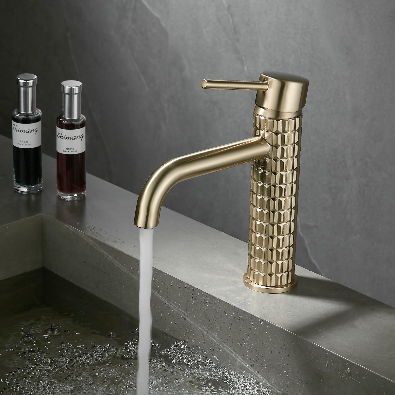 Silver Single-Handle, Single-Hole tapBrass MaterialBathroom Sink tap with Water Supply Hoses. - Image 3