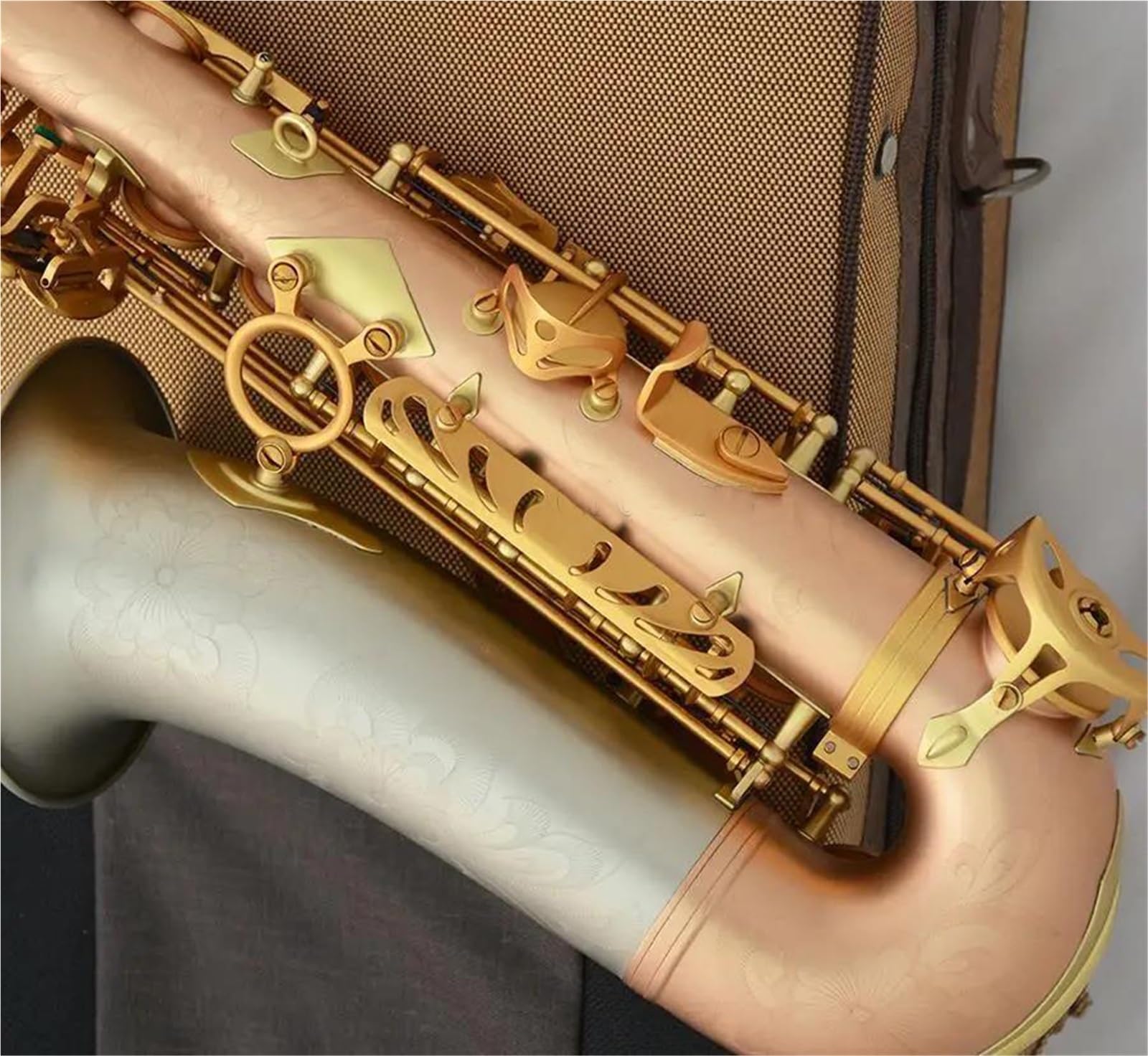 Saksofon Altowy Matte Rose Brass E Z Białym Dzwonkiem Mosiężnym Saksofon