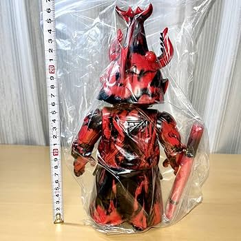 ドクロ大将軍　スカルトイズ　SKULLTOYS マーブルソフビ Amazon.co.jp: Skull toys ドクロ大将軍 黒×赤 マーブル成型