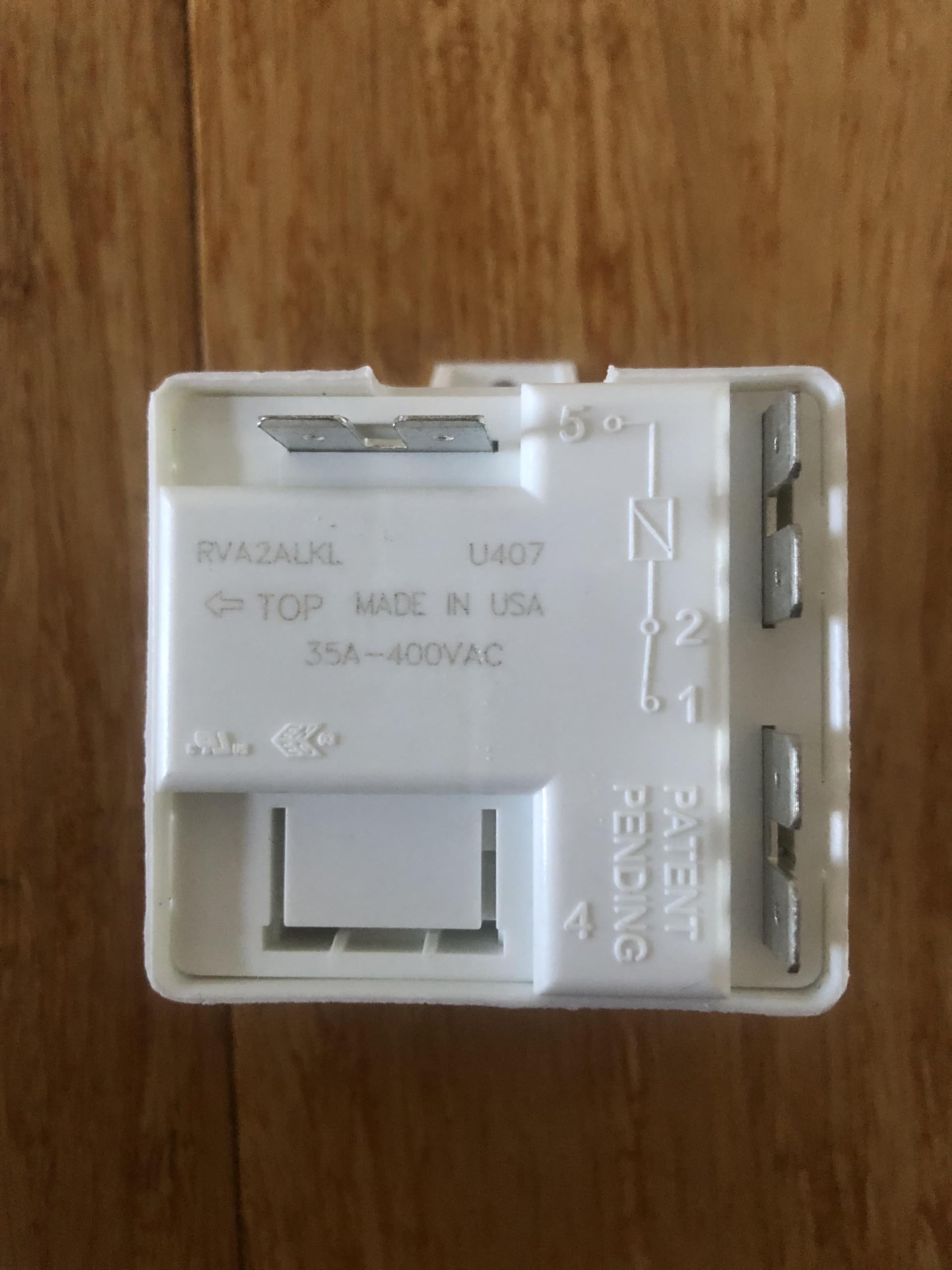 Generic Submersible Control Box, White, Metal, 155031102, 305213902, 24V DC, Water Pump, Well Pump, Water Pumps