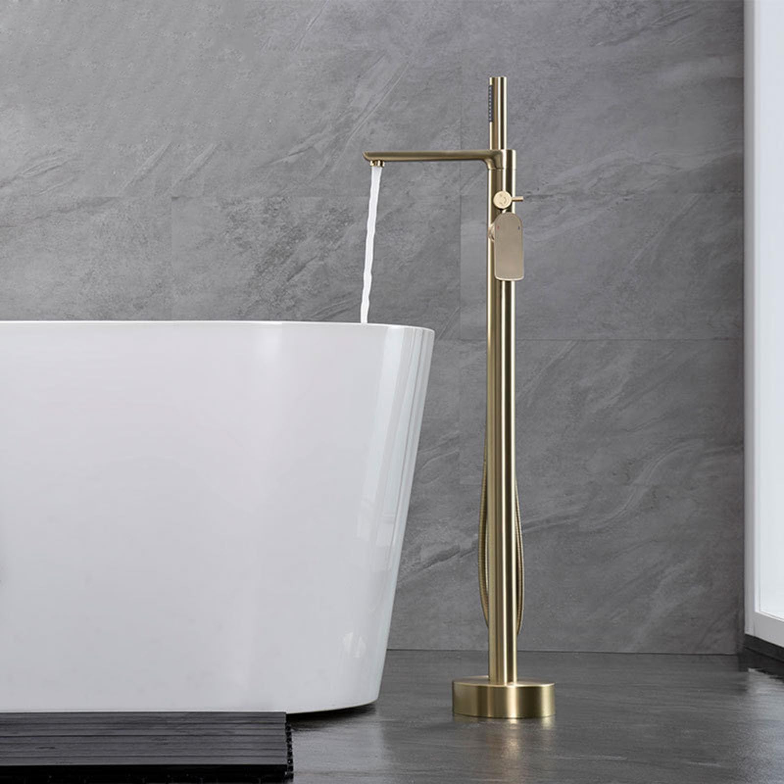 Robinet de baignoire sur pied pour bain îlot luxueux et relaxant
