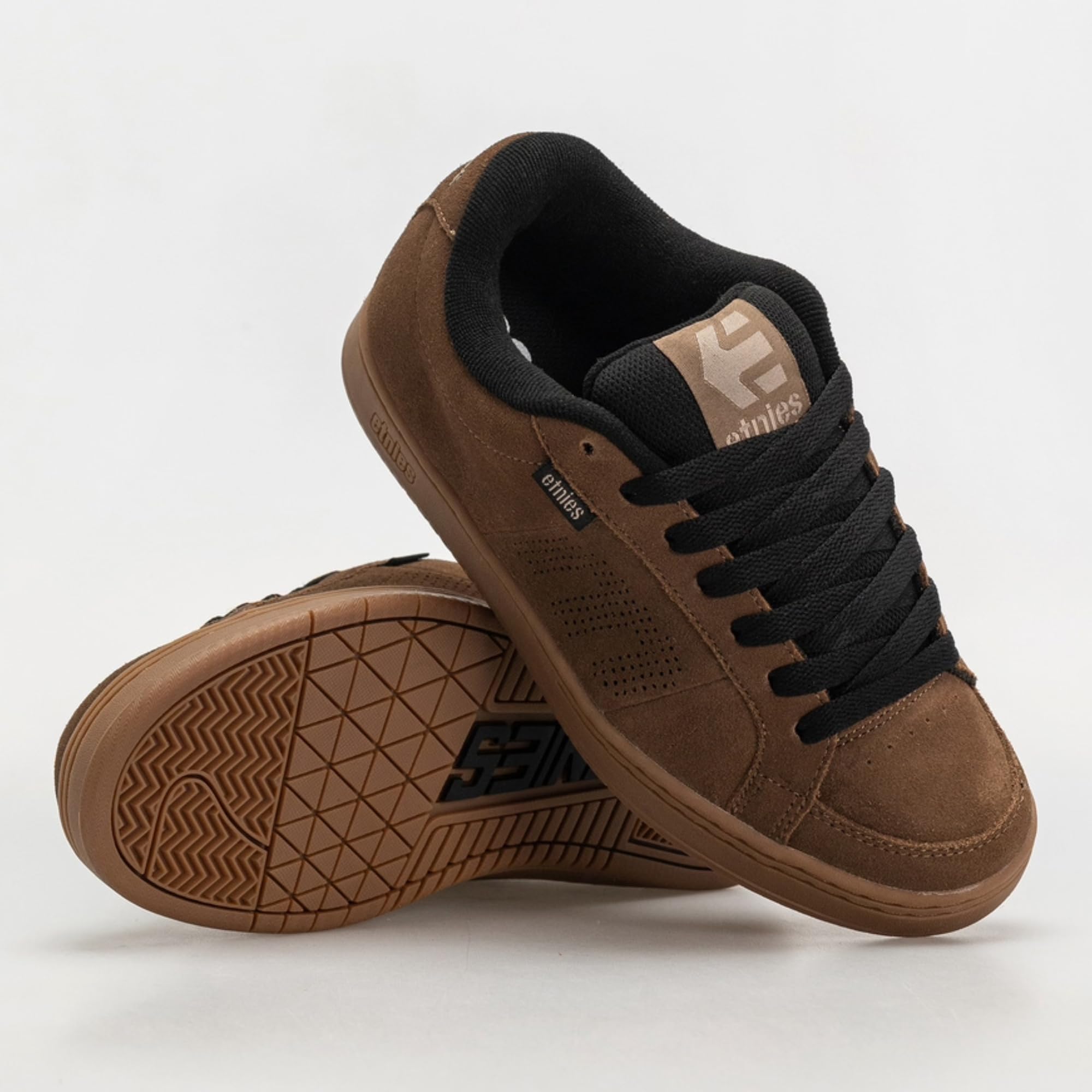 Etnies Kingpin - Clásico Skate Legendario, Cupsole Reforzada, sensación Acolchada, Zapatillas diarias