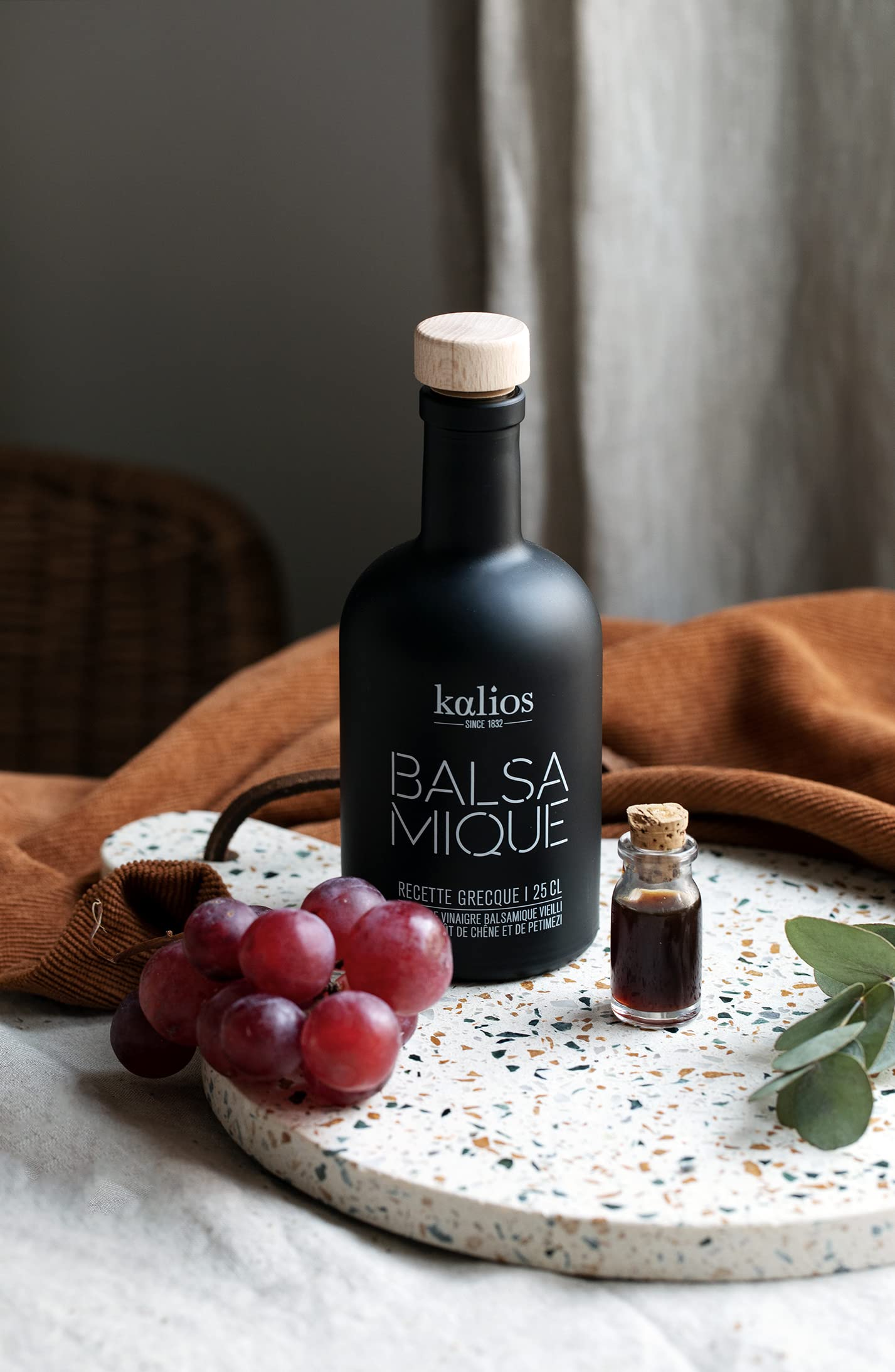 KALIOS - Balsamique au Pétimezi - Elu Best of du Gourmet Selection 2019 - Notes de Fruits Rouges, Miel et Coing - 25 cl