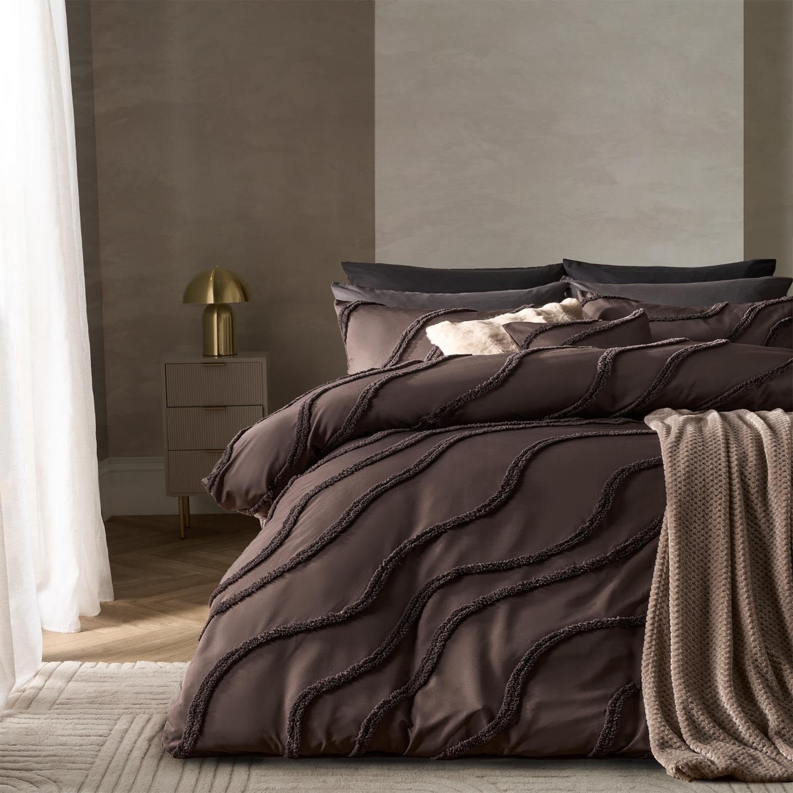 Ohs Coffee Double Duvet Set, Super Soft Cosy Warm Elegant Tufted Contour Double Duvet Cover Set Stylish Comfy Easy Care Bedding With Matching Pillowcases,