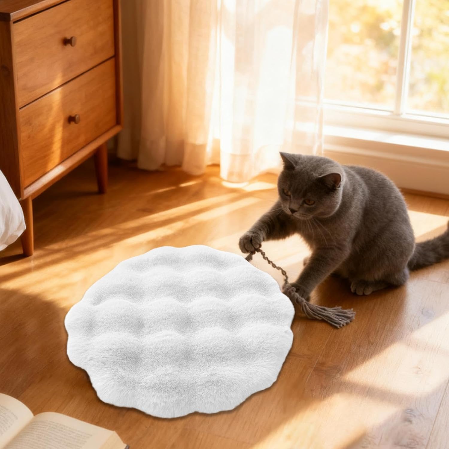 Dog Cushion Round Cold Winter Bedding | Pet Mat Self-Warming Cushion for Camping Travel Shelter Backyard Balcony RV Kennel Sofa Floor