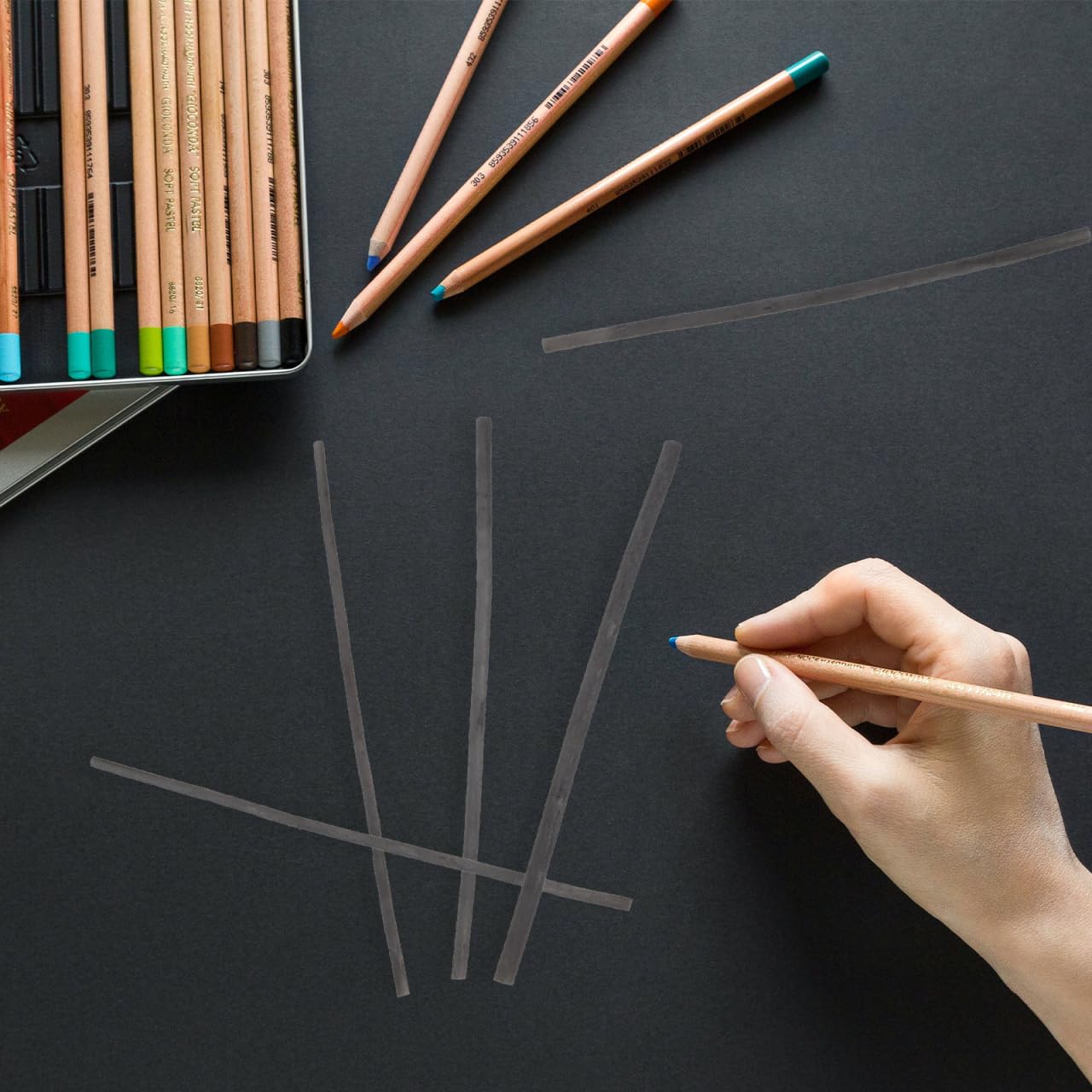 FAVOMOTO 25Pcs Professional Compressed Charcoal Sticks for Artists - Sketching Charcoal (2-4mm) Willow Charcoal Sketch Sticks for Drawing Shading and Blending