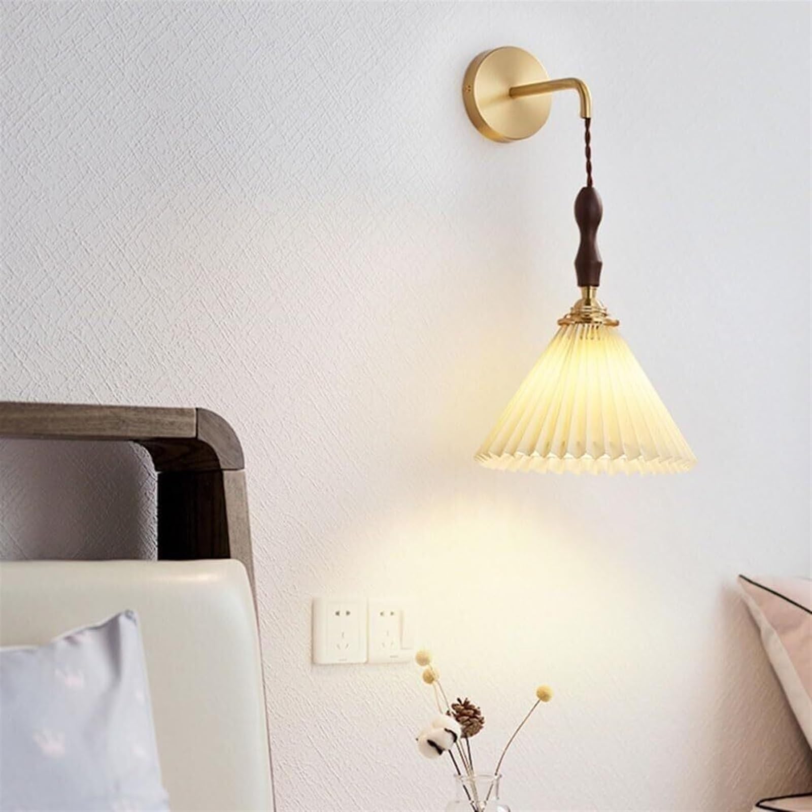 Applique da Parete in Ottone Vintage con Paralume in Tessuto Plissettato, Lampada da Parete in Noce in Stile Giapponese per Camera da Letto, Comodino, Soggiorno, Lanterna da Parete