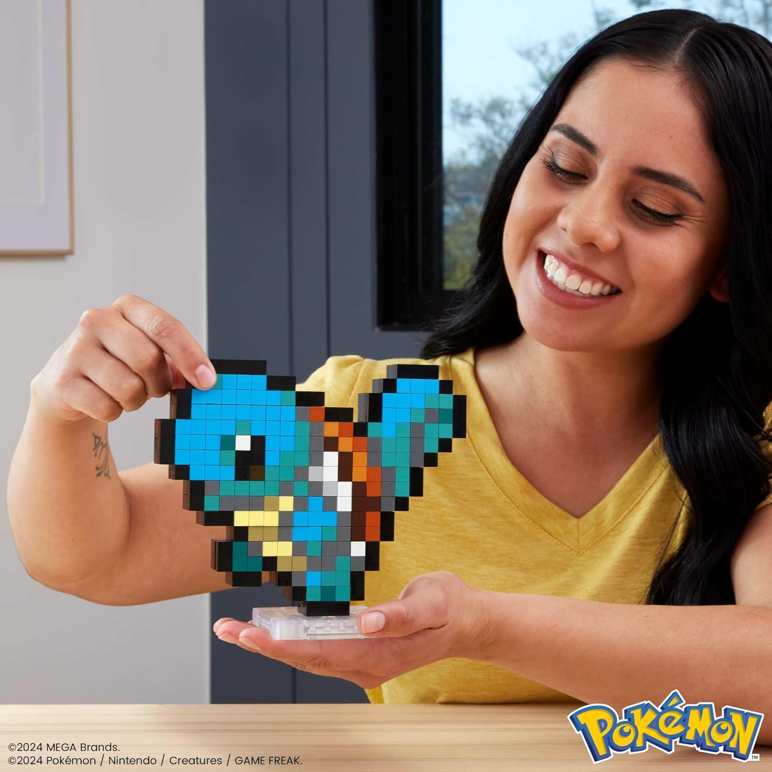 Mega Pokémon Squirtle Construction Set, Articulated Figure, Retro Pixelated Style, 6 inches, Wall or Table Decoration, 367 Pieces, Collectible, Children's Toy, Ages 7+, HTH77