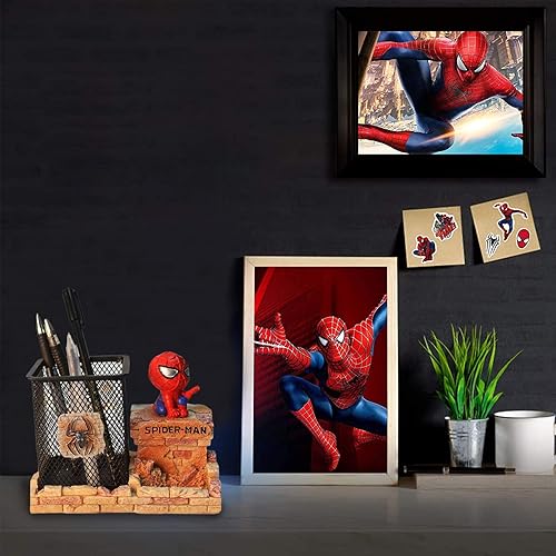 Miniatura 2 de BREIS Soporte para bolígrafo de Spiderman, novedad creativa, decoración de escritorio de oficina, caja de almacenamiento de artículos de papelería,