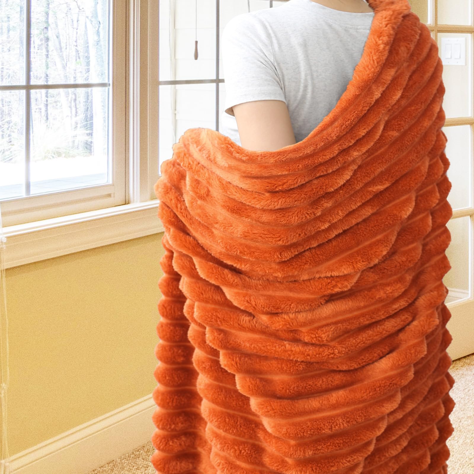 Plaid polaire flanelle anti-froid léger et chaud couverture orange douce 300g/m²