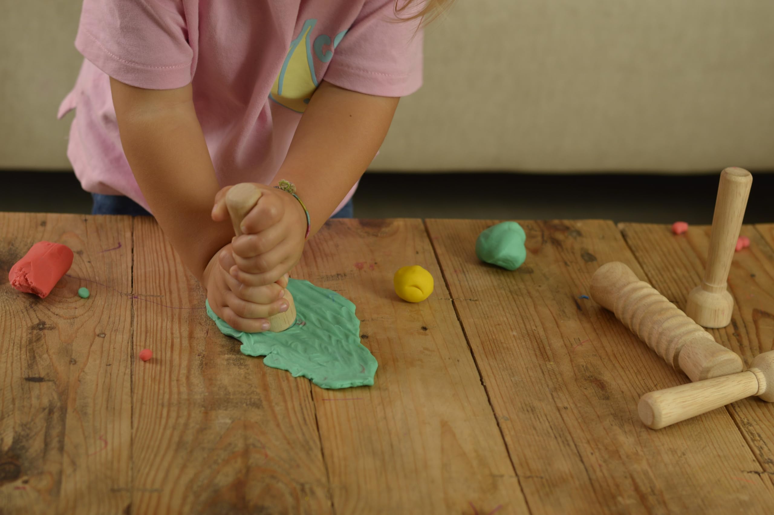 Jovi Plastilina baby - 12 sellos de madera en 3 diseños diferentes herramientas de modelaje para niños a partir de 12 meses