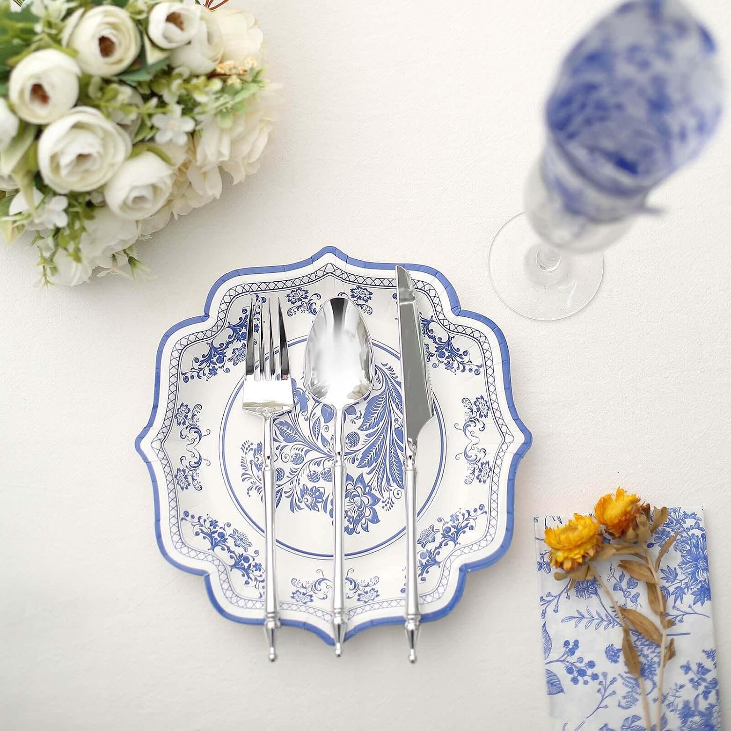 Efavormart 25-Pack 8" White and Blue Chinoiserie Floral Paper Plates, 300 GSM Heavy Duty Scalloped Rim Dessert Plates for Coastal Weddings