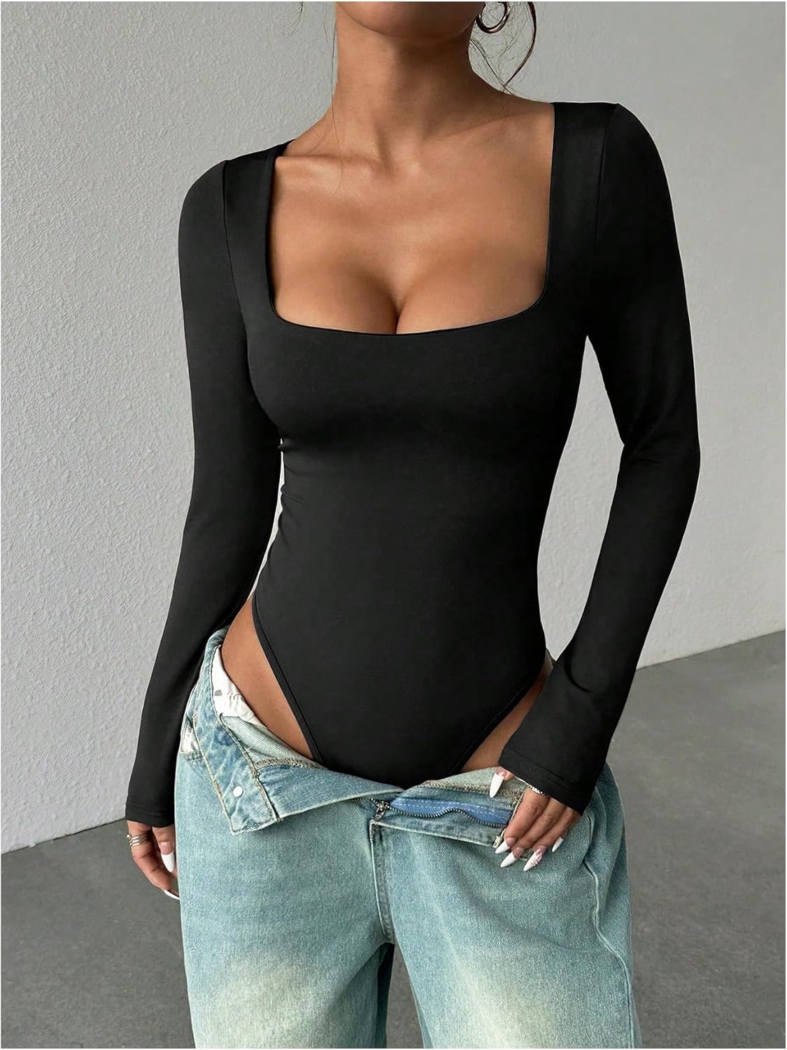 Milumia Women's Square Neck Long Sleeve Bodysuit Sexy Slim Fitted Going Out Tee Tops