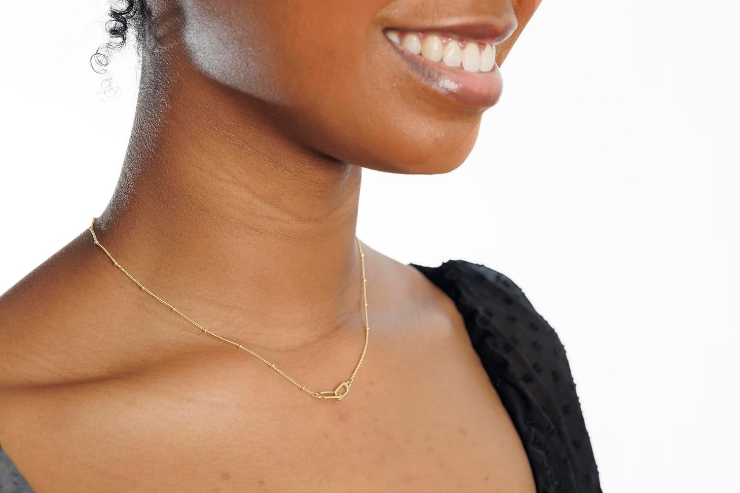 Heart Necklace Pendant Handmade 18k Gold Plated Dainty Gold Choker Necklace for Women Valentines Day Gifts for Her.