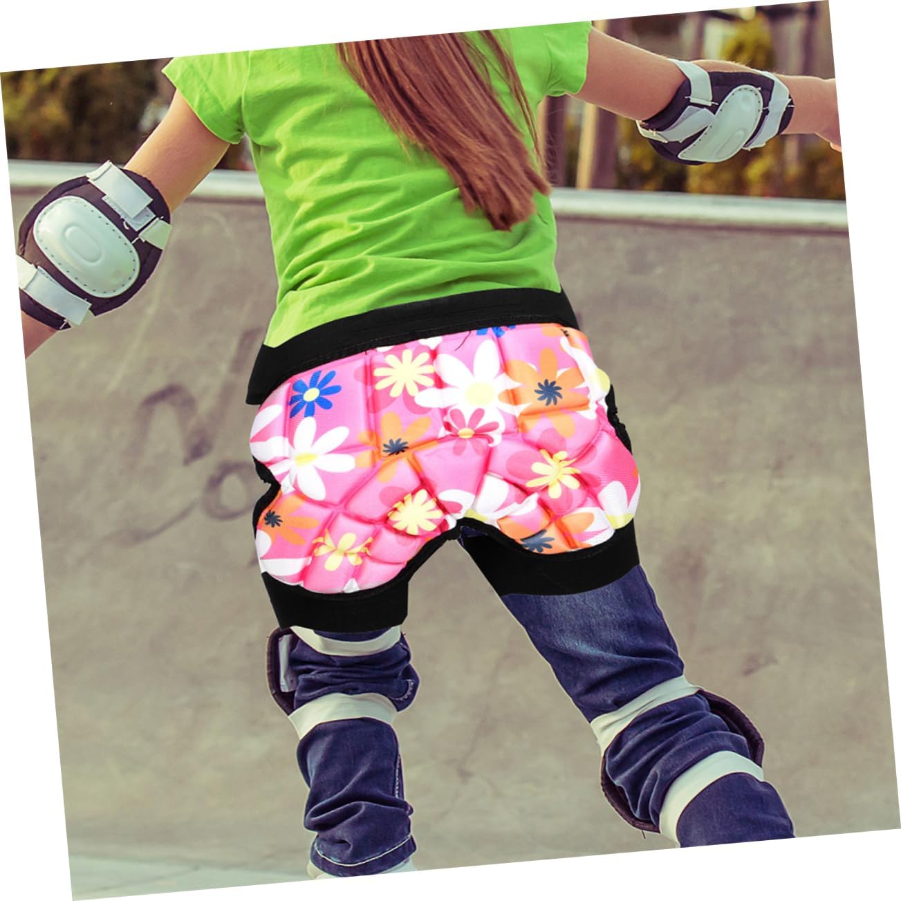 VANZACK 2pcs Boy Girl Roller Skating Pants with Butt Pads Breathable Hip Protectors for Boy Girl Safe and Comfortable Skating Gear Pink and Blue