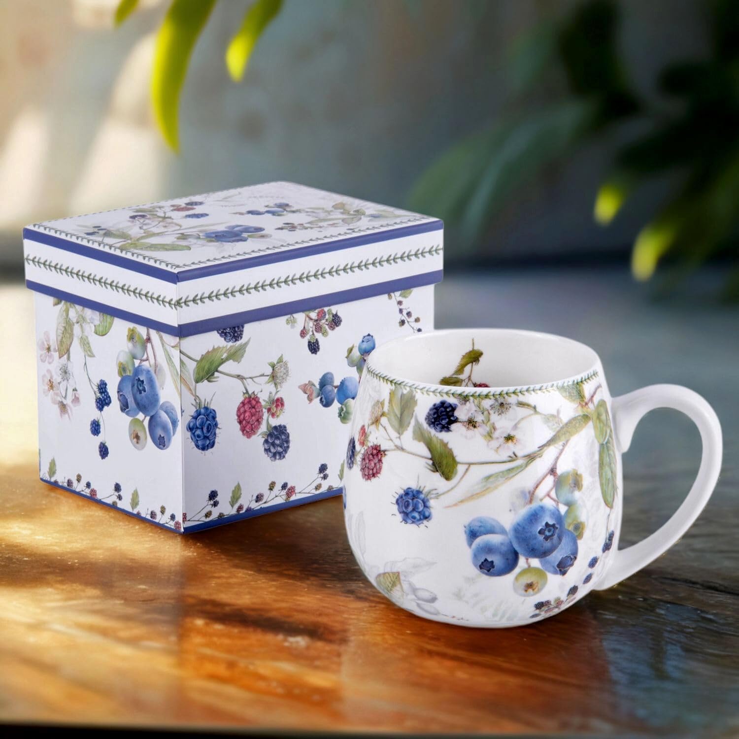 STP GOODS Wild Berries Bone China Tea and Coffee Mug in Gift Box 16.23 fl oz (480 ml) Belly Mug for Tea Latte Cocoa Chocolate, Dishwasher & Microwave Safe