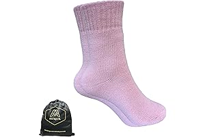 Cozy Cashmere Snow Socks: Comfort and Warmth for Winter Adventures