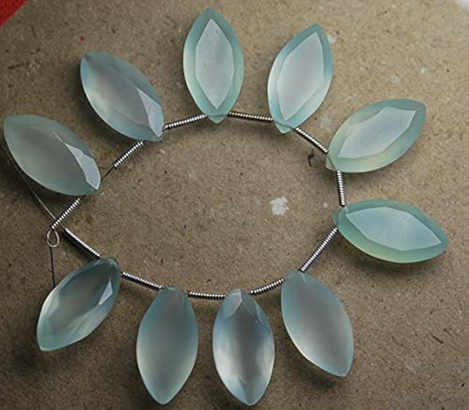 Aqua Chalcedony Faceted Marquise Briolettes 20mm : pierre naturelle de joaillerie lot de 6