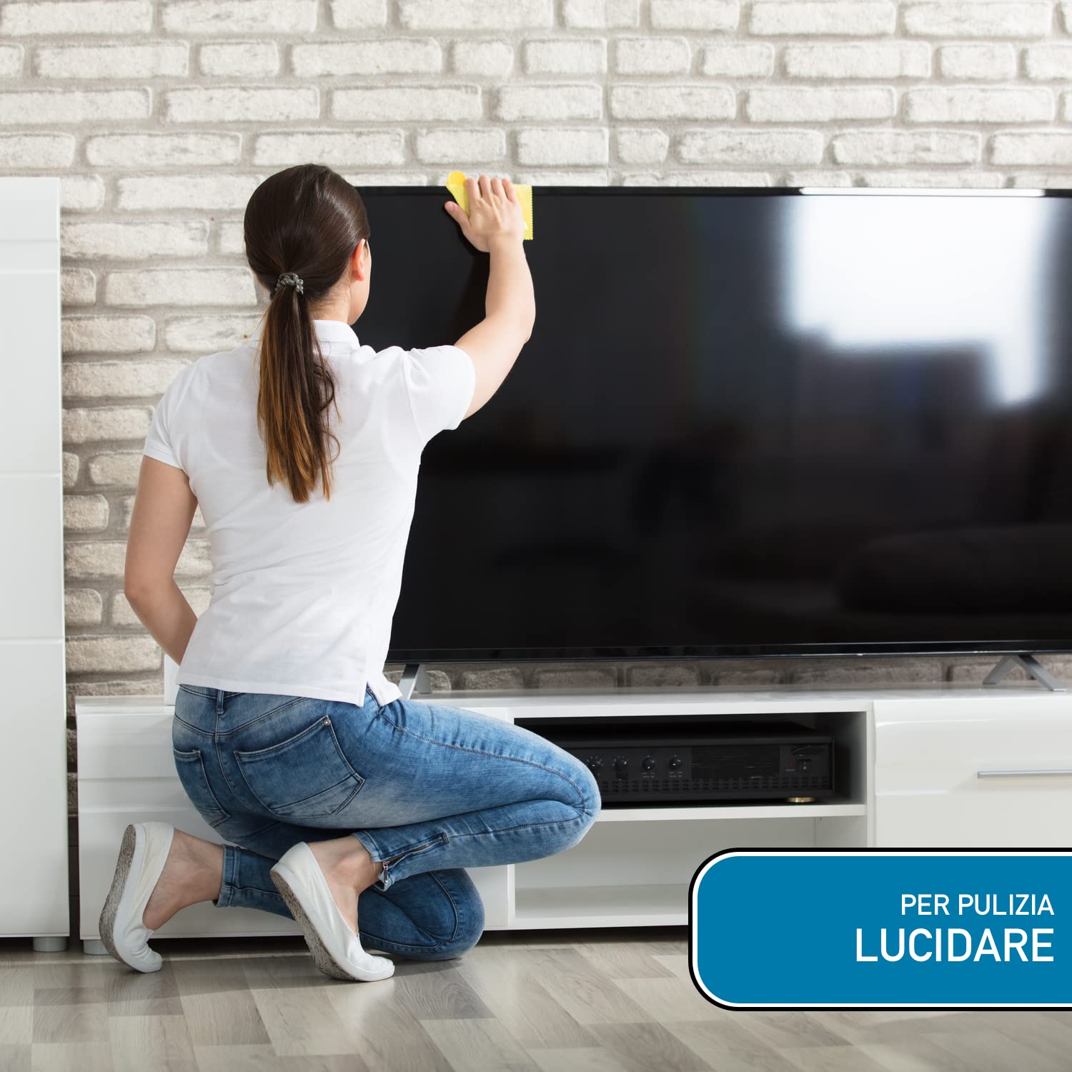 Blum Manufaktur - 2x 100ml Pulizia dello schermo + 2x panno microfibra. Pulizia perfetta di tutti gli schermi e display. Senza striature e senza strisce.