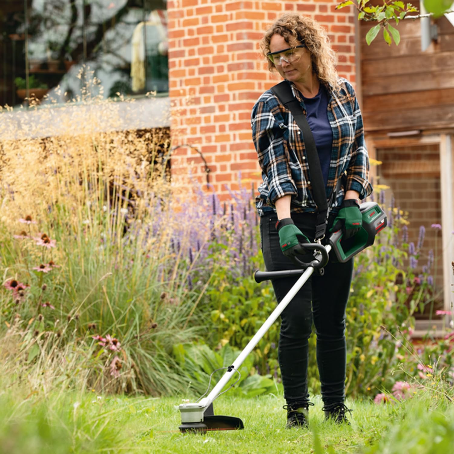 Bosch fil de coupe pour coupe-bordures (longueur de fil : 24 m ; épaisseur de fil : 2.4 mm ; livré dans un carton)