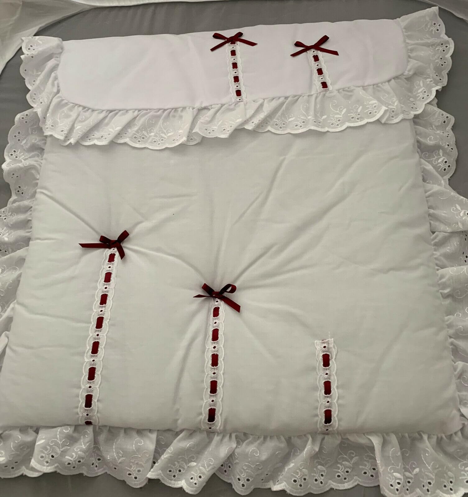 Coach Built Pram Bedding Set for Silver Cross Kensington & Balmoral Prams (Burgandy Ribbon)