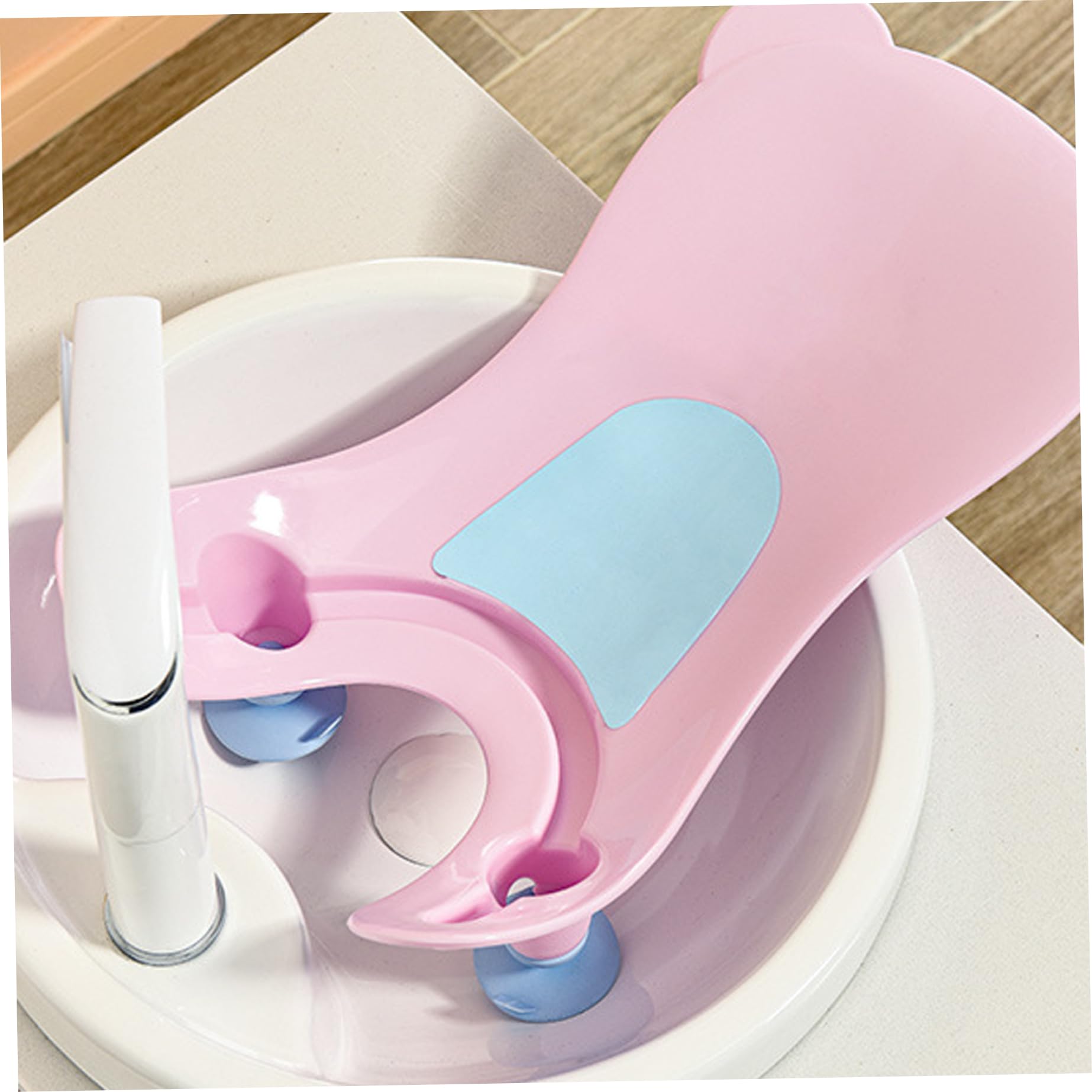 Baby Sink Bad mit Saugnäpfe, tragbares Waschbecken Babybad mit Hangloch, Gesäßstütze Waschwerkzeug für die tägliche Badewanne der Badewanne