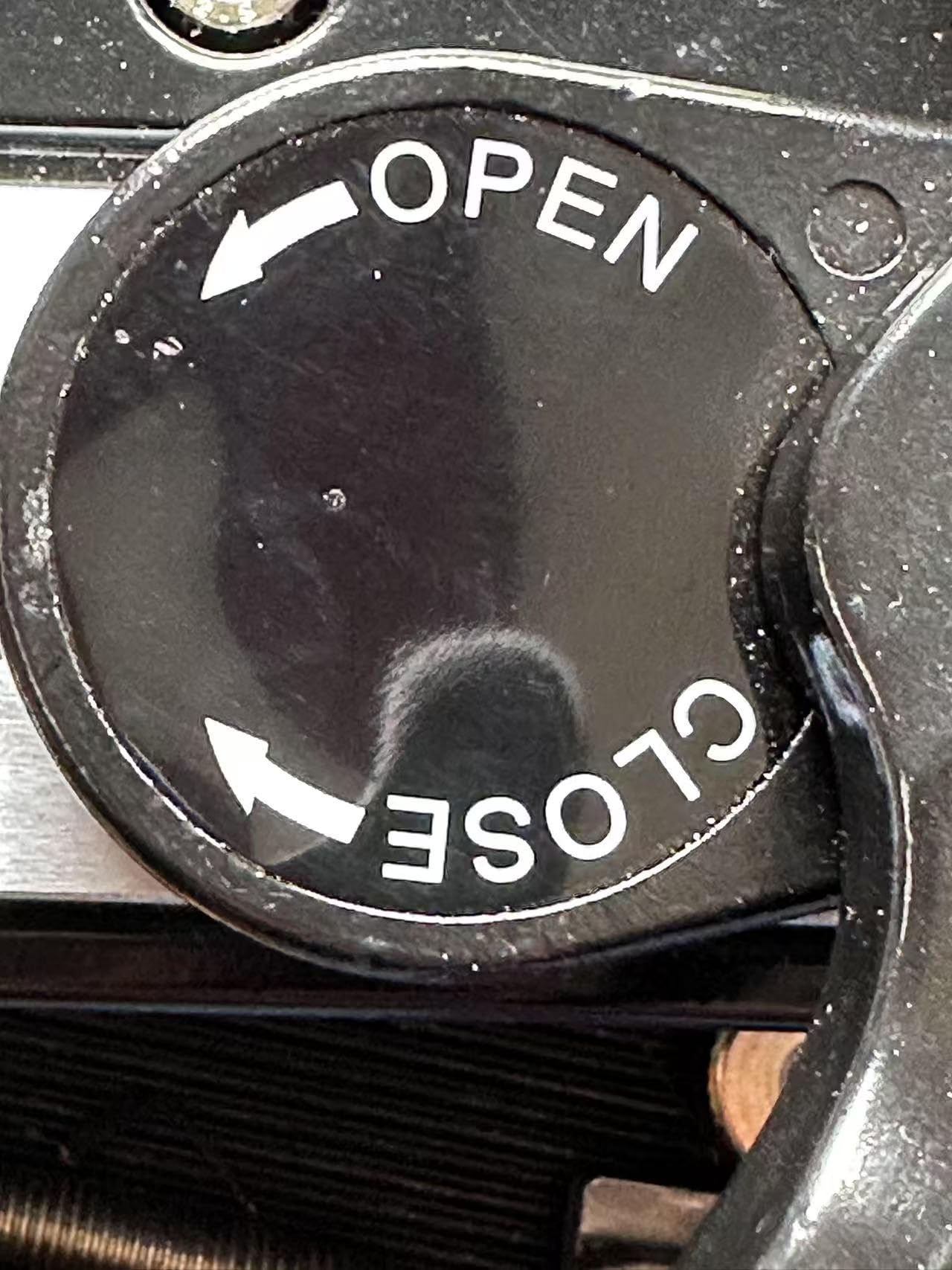 Racketclub Flash-1 Machine à Corder électronique Confortable avec système de Tension Rond pour Raquettes de Tennis, Badminton et Squash