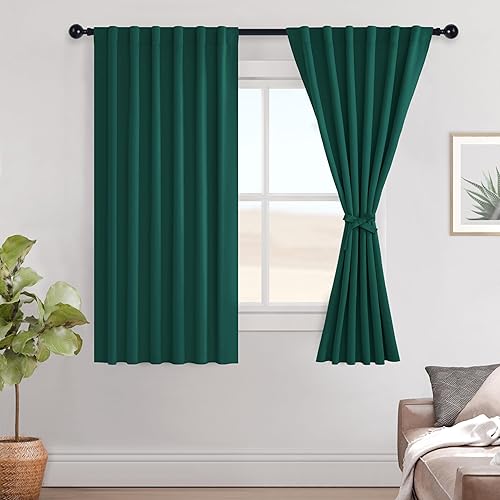 Hiasan Cortina opaca verde esmeralda para ventana pequeña, 52 x 63 pulgadas de largo, bolsillo para barra y pestaña trasera, aislamiento térmico y