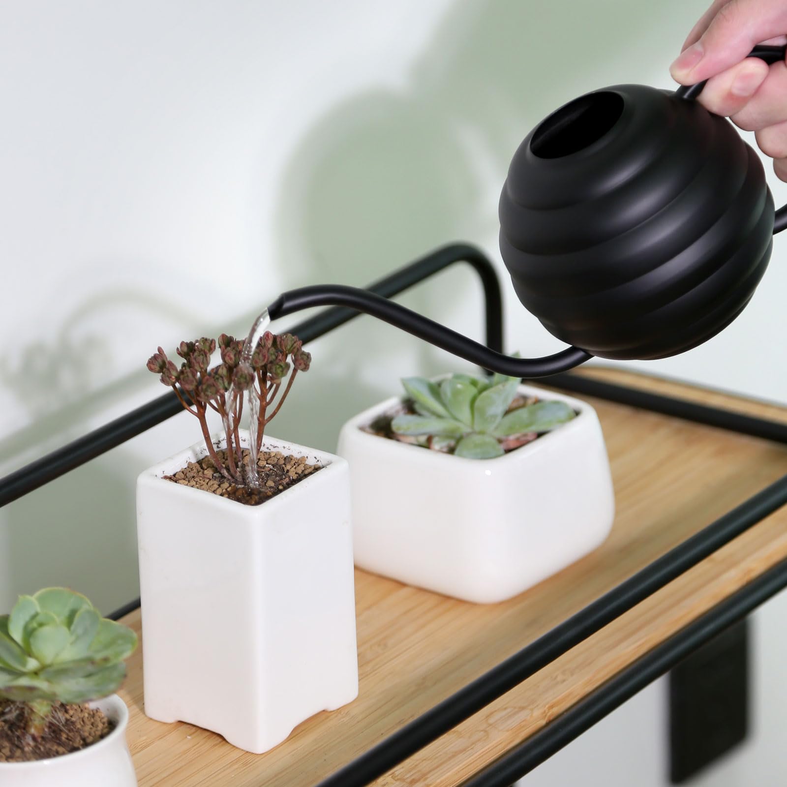 Lianshi Innaffiamento per piante,400 ml,Vaso per annaffiatura satinato in stile vintage,Opaco (nero)