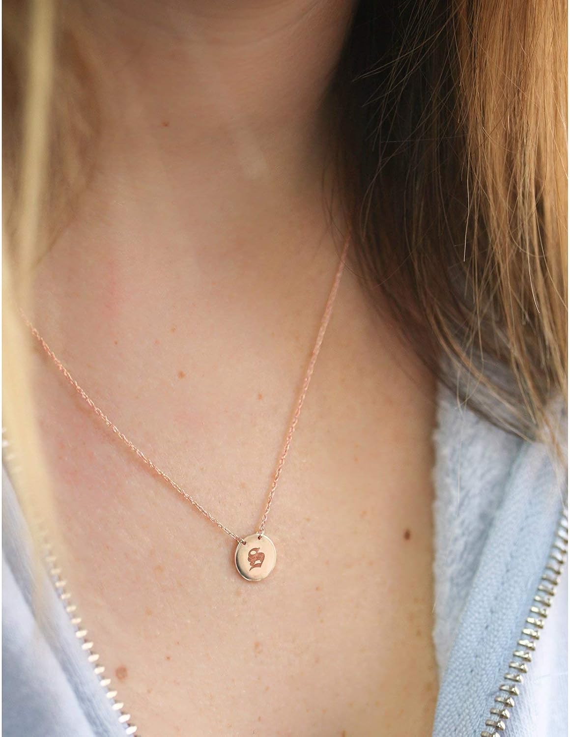 Kobelli Personalized Initial Pendant 14k Gold - Gothic Script (English Towne)