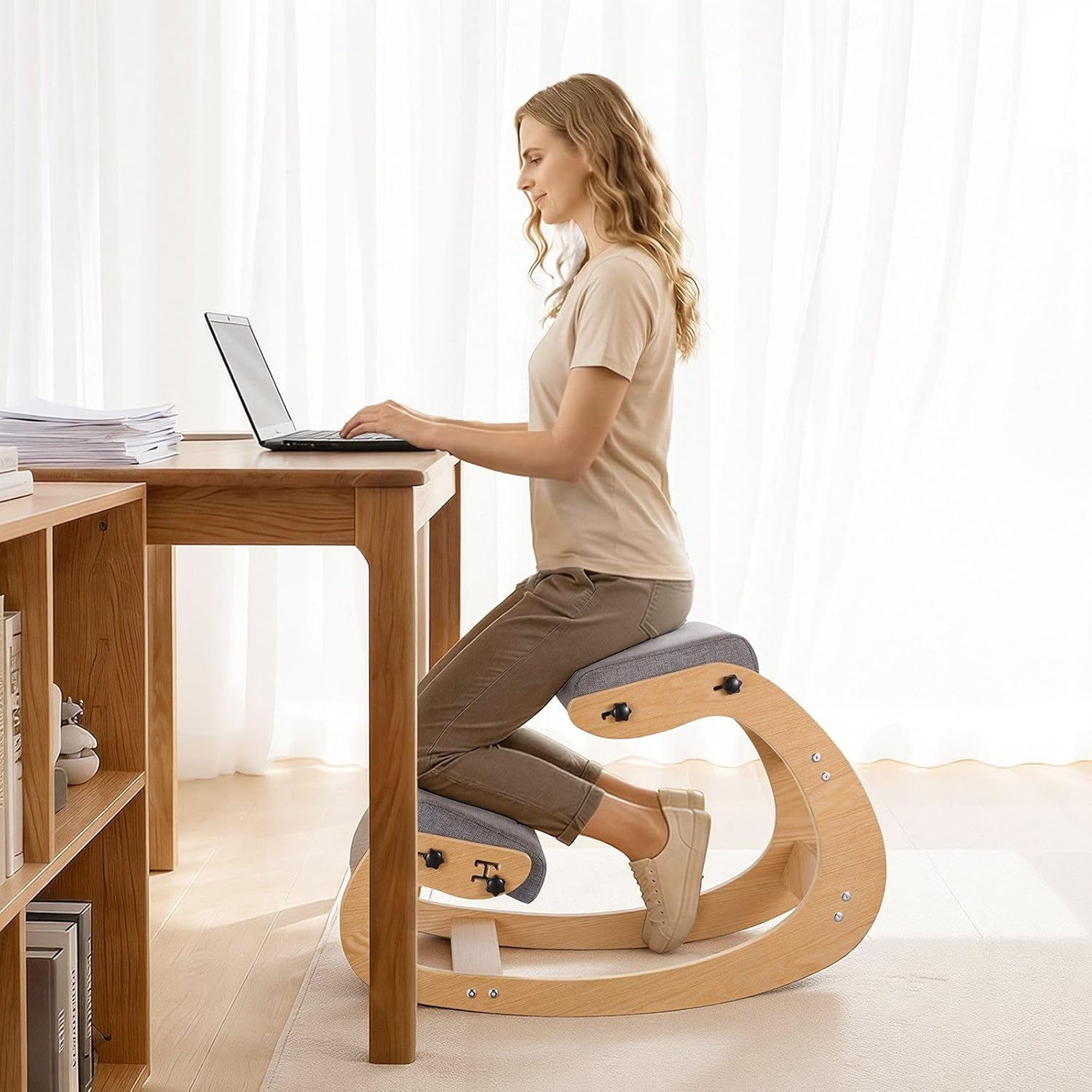 Gray Ergonomic Kneeling Chair – Solid Birch Wood Frame, Adjustable Height, Breathable Linen Cushions, Rocking Stability, 265lb Capacity, for Office, Study or Mindful Sitting