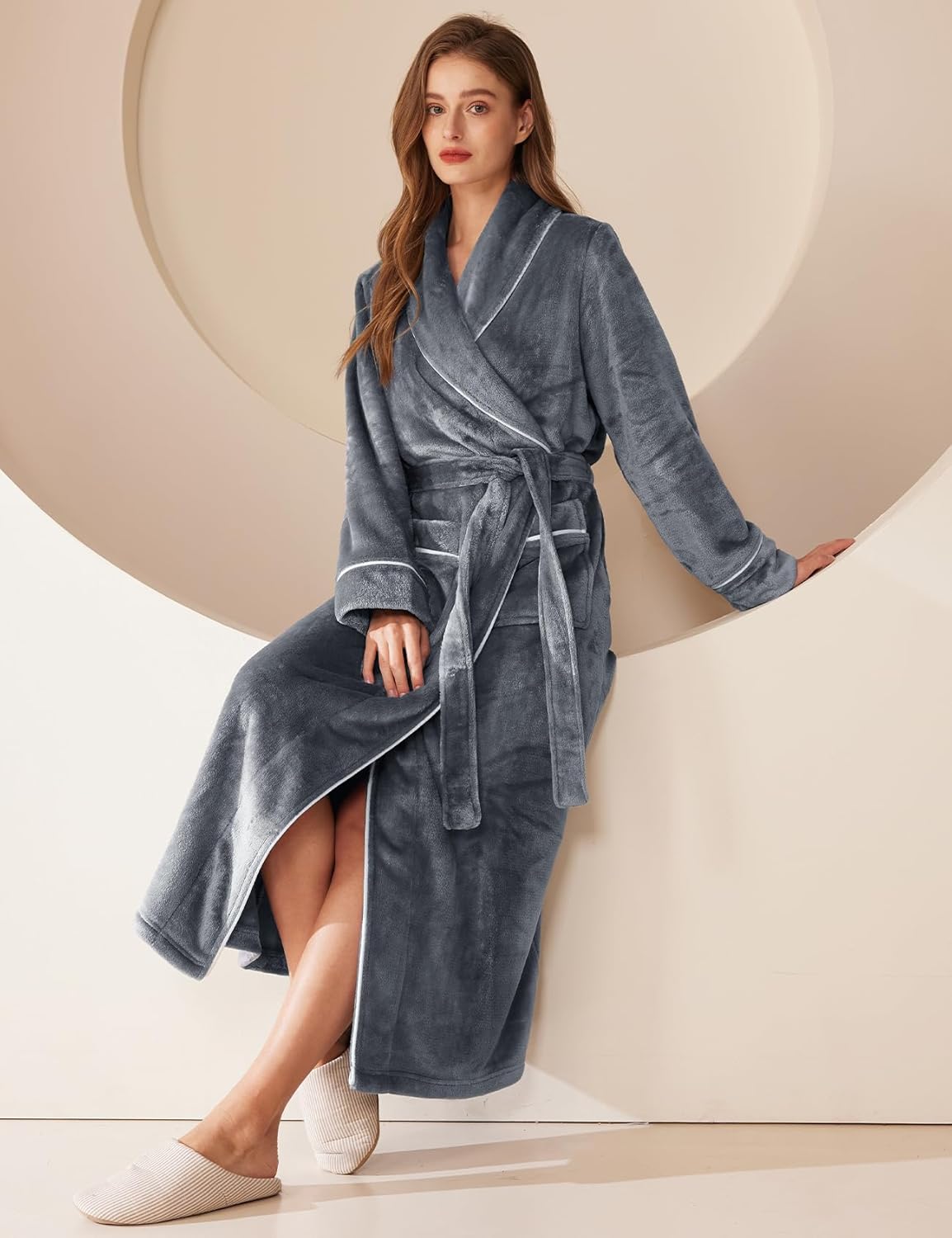 Flygo Long Robes for Women Plush Fleece Bathrobes Warm Winter Flannel Fluffy Bath Robe Sleepwear Housecoat Full Length - Image 3