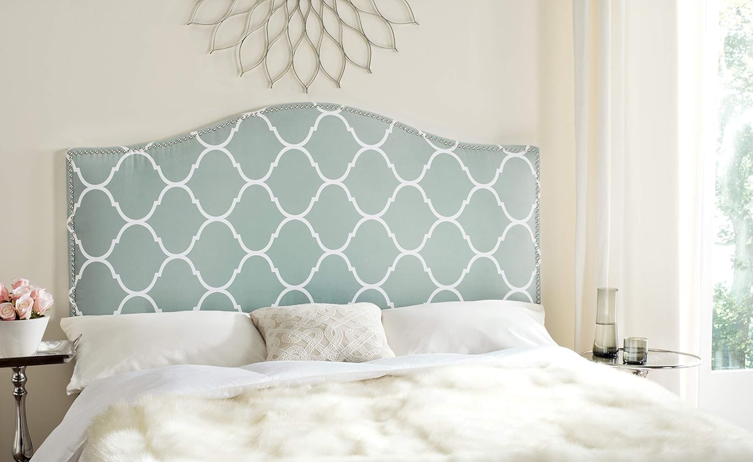 Safavieh Connie Bluestone Moroccan Pattern Camelback Headboard - Silver Nailhead (Full)