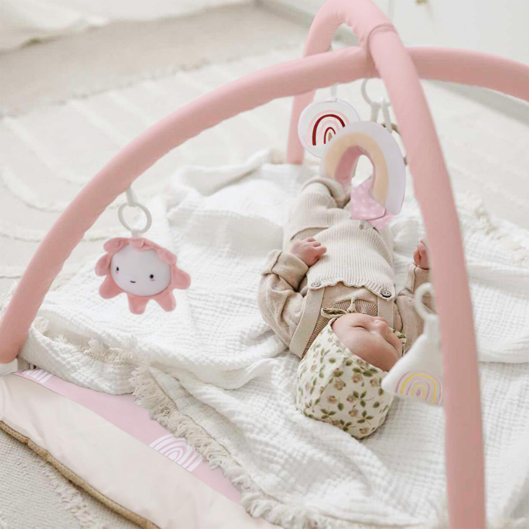 Mallify Spielbogen Baby Mädchen, Krabbeldecke mit Bogen und 6 abnehmbaren Spielzeugen und 12 Meilensteinkarten, Spieldecke baby ab Geburt, Baby Gym 0-6 Monate, Rosa
