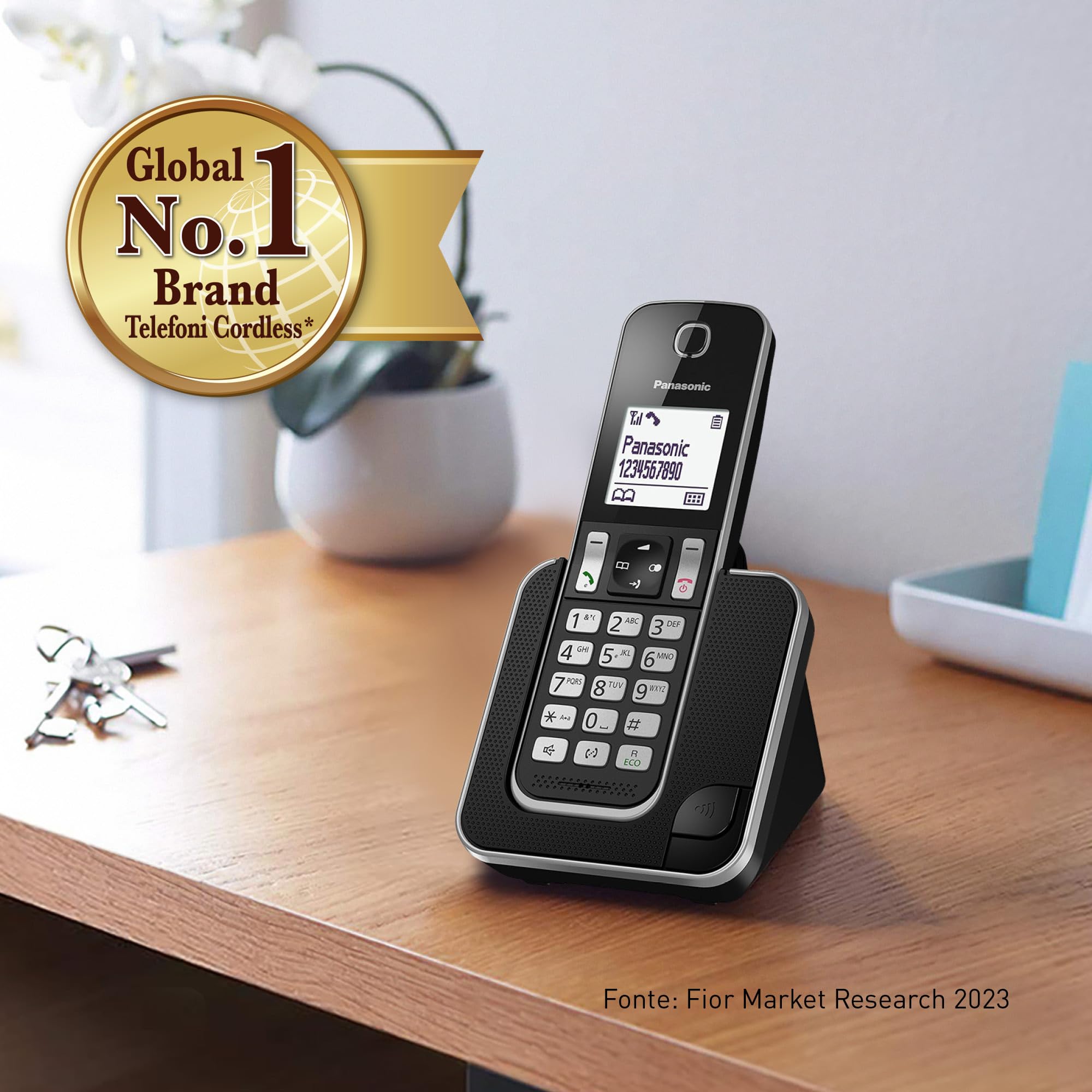 Panasonic KX-TGD310JTB Telefono Cordless Digitale, Unità Base e 1 Ricevitore, Display LCD Bianco, Vivavoce, ID Chiamante, Blocco Chiamate Indesiderate, Modalità Eco Plus, Sicurezza DECT, Nero